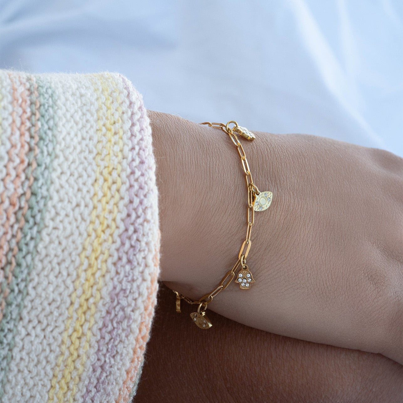 18K Gold PVD Hamsa & Evil Eye Paperclip Chain Charm Bracelet / BRJ1010、mySite、dreamappss