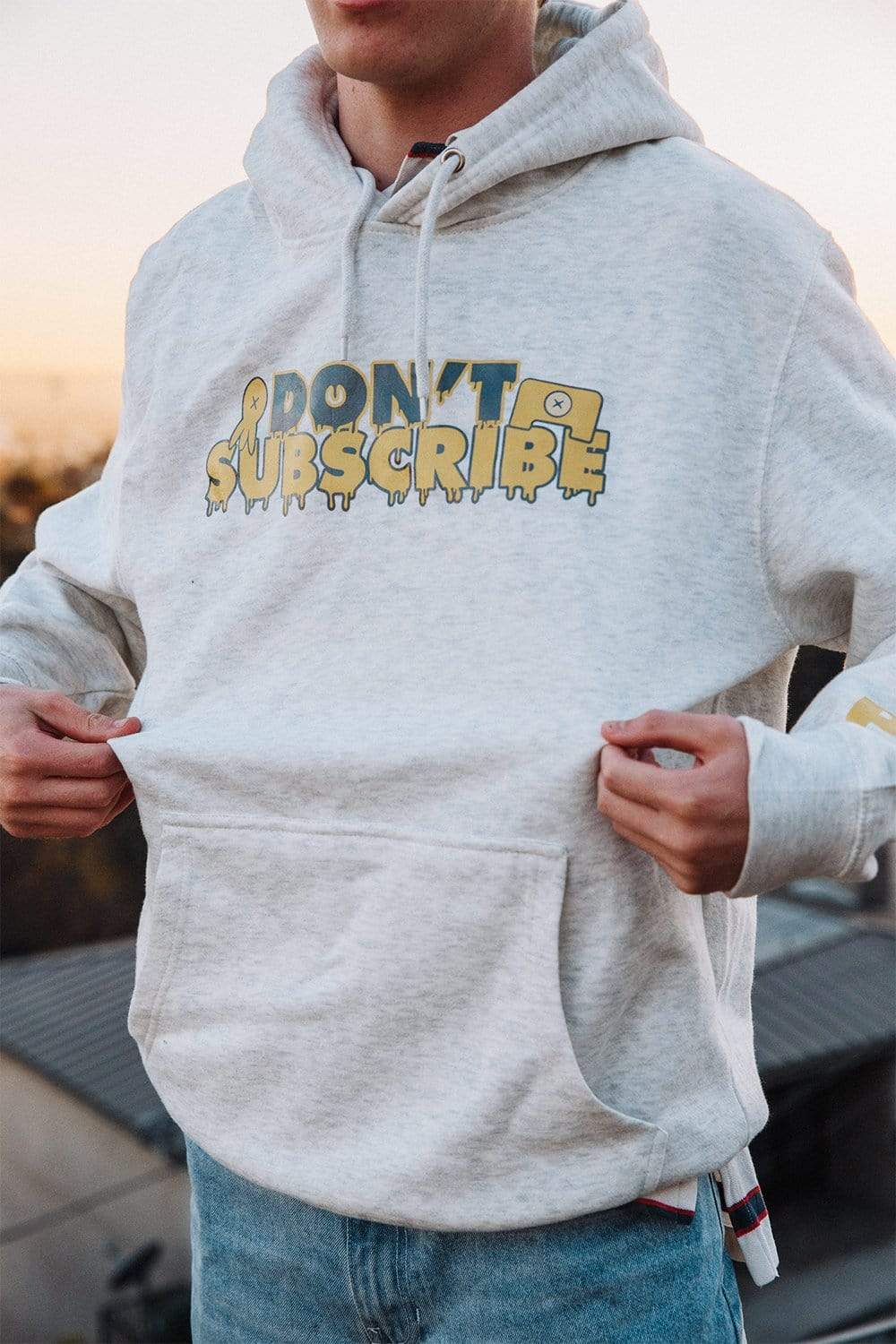 {product_title} - {shop_name}