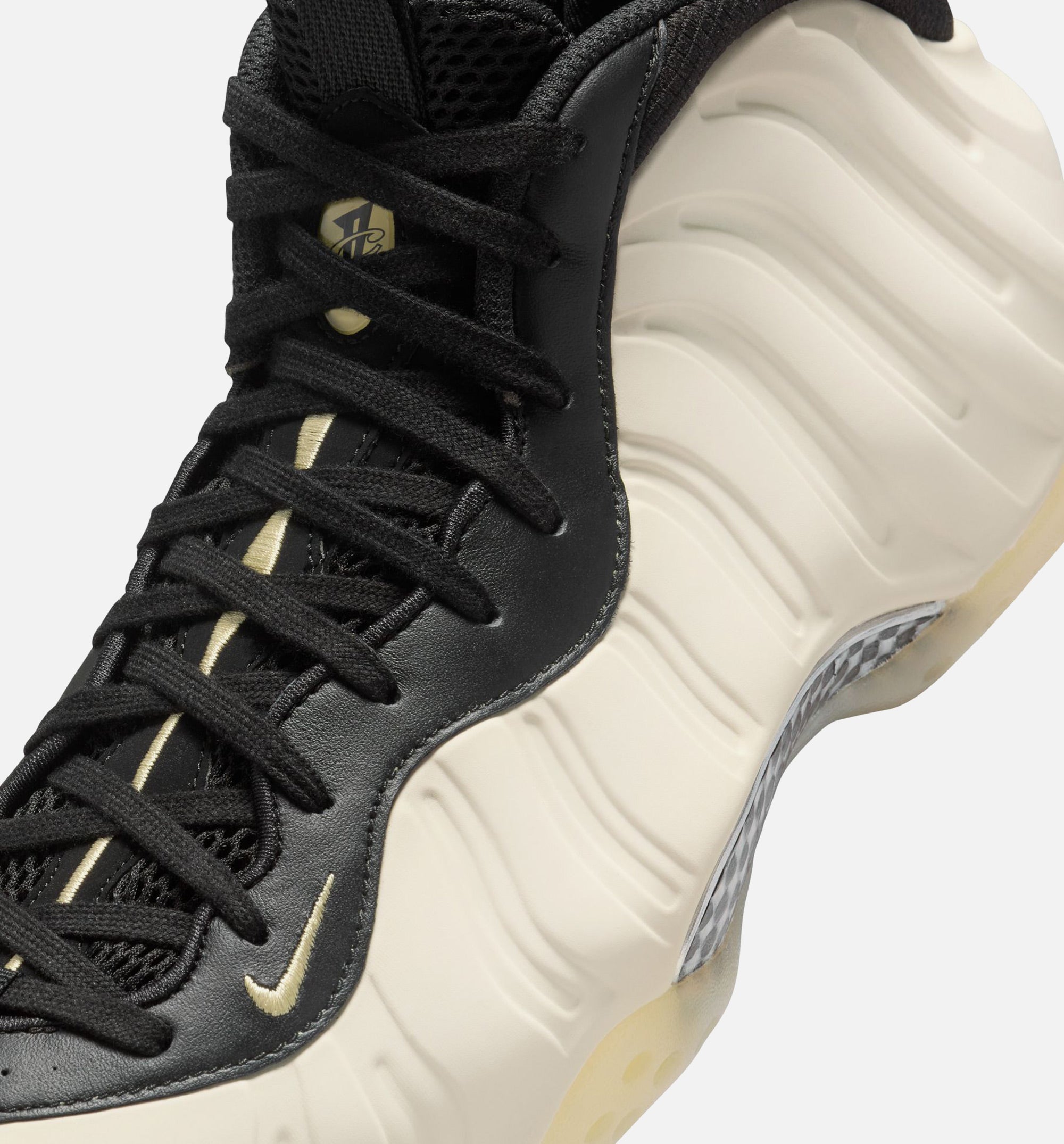 Air Foamposite One Light Orewood Mens Lifestyle Shoe - Black/Team Gold/Orewood Brown Chrome Free Shipping、mySite、dreamappss