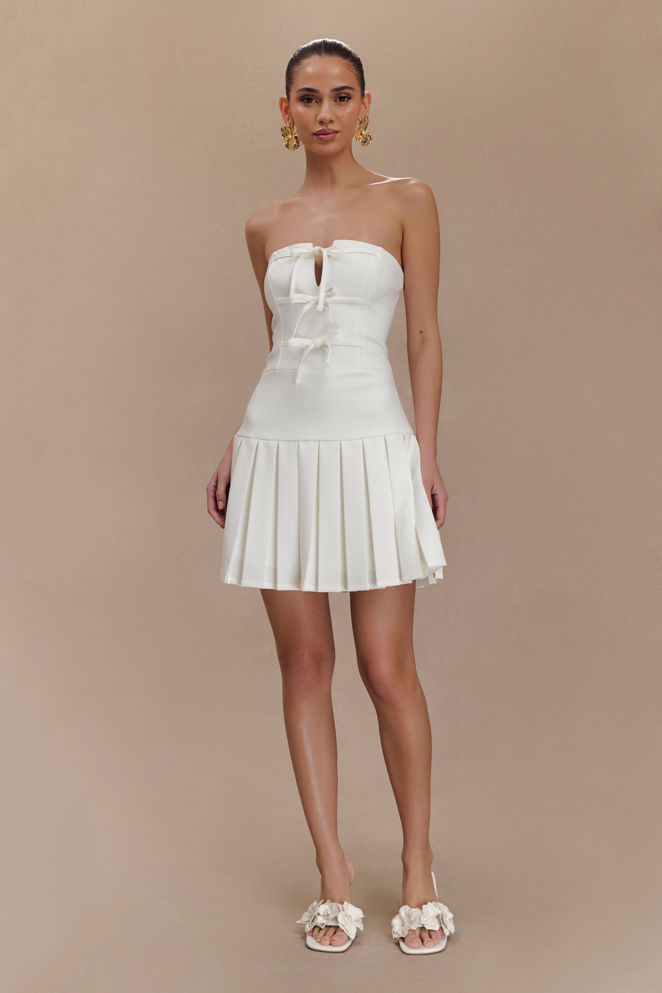 Naya Pleated Mini Dress With Ties - White、mySite、solidvoid