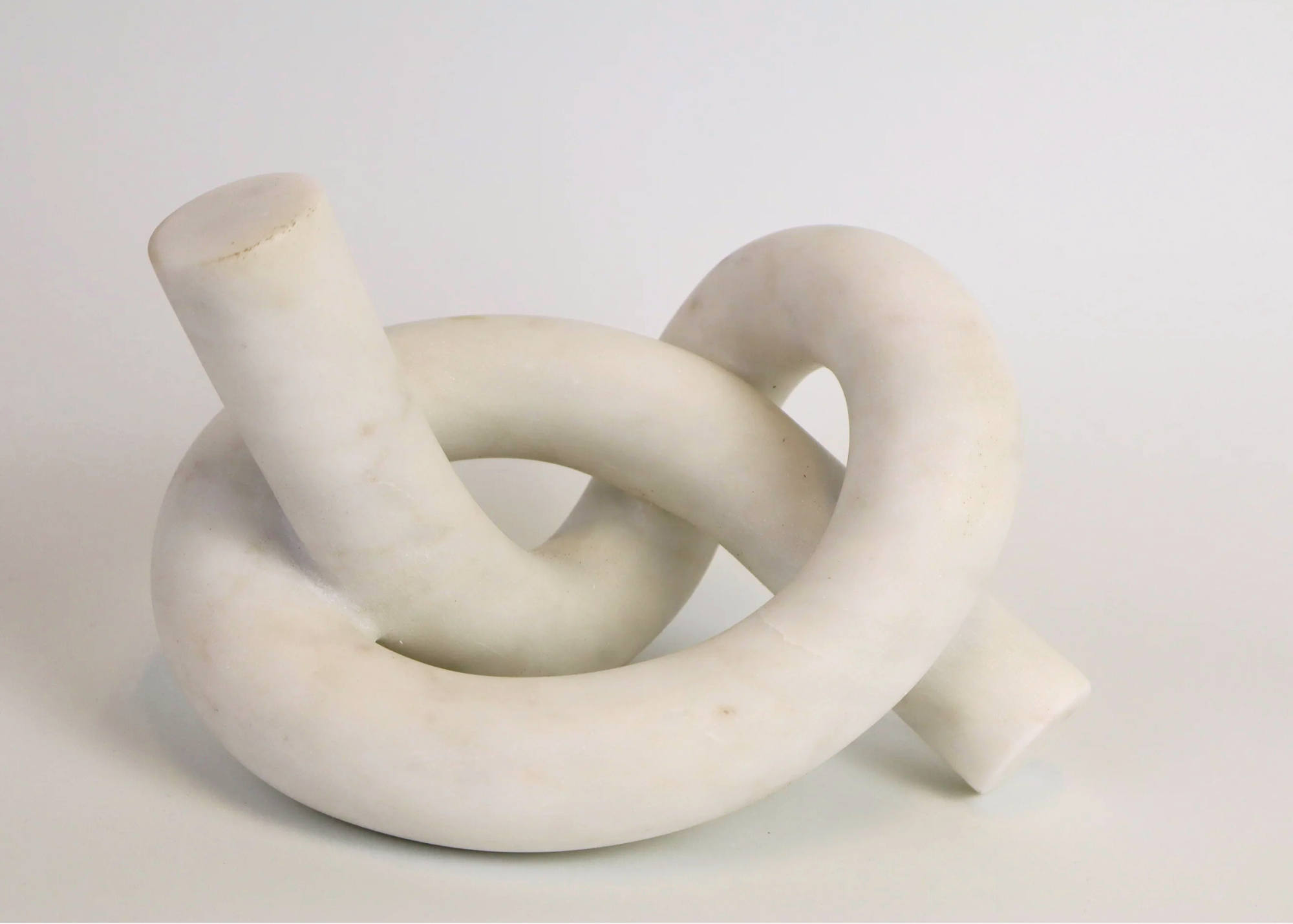 Knot II - White Marble (22 cm)、mySite、topwebapps