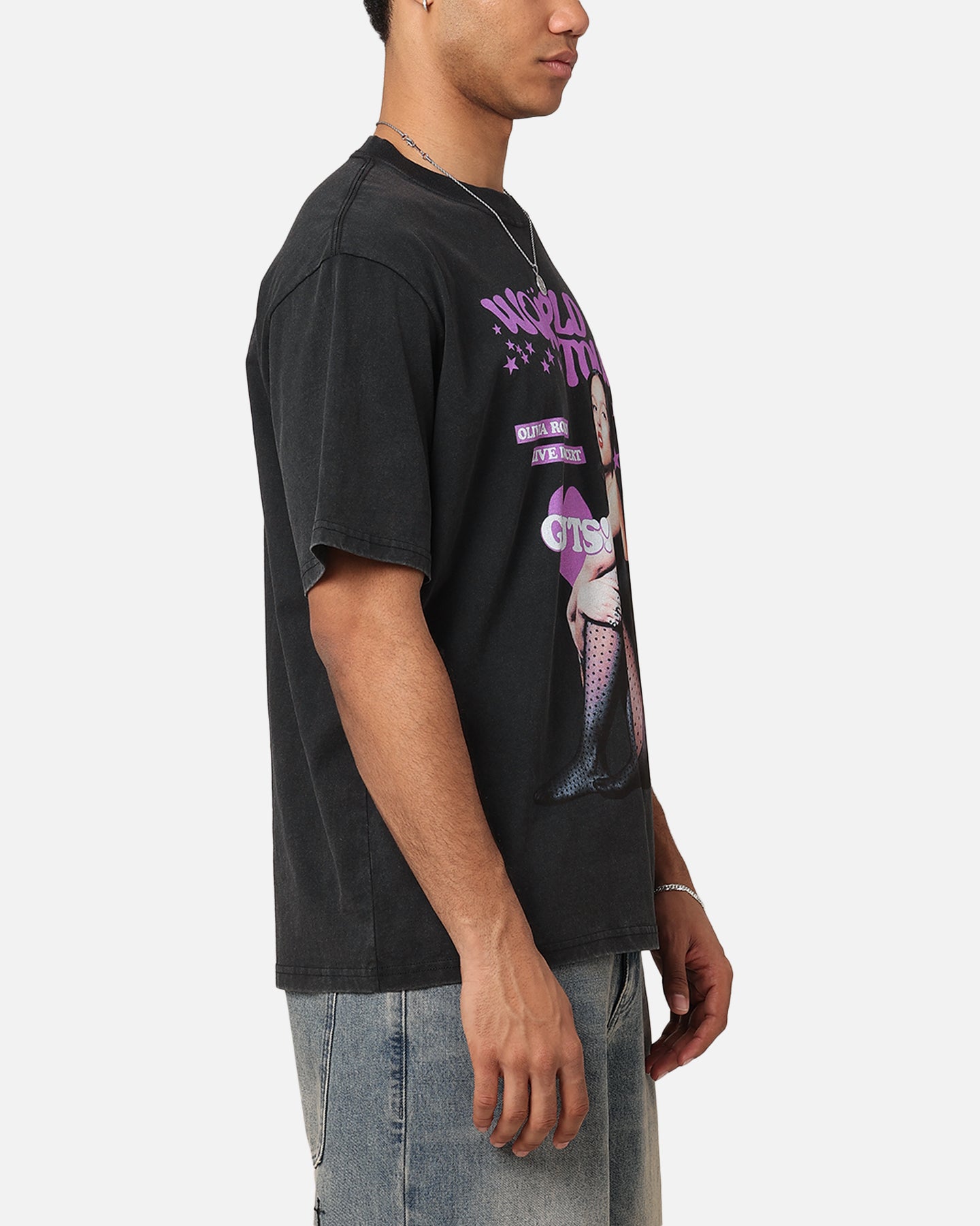 {product_title} - {shop_name}