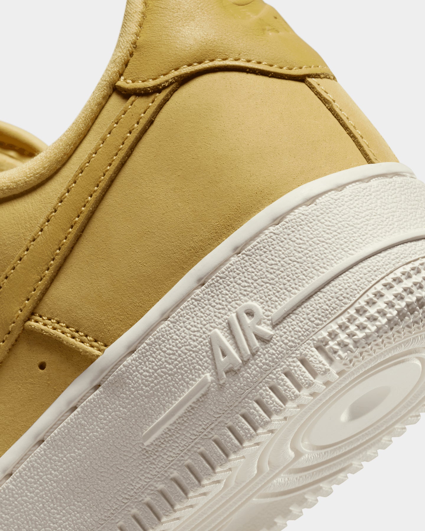 Nike Women's Air Force 1 '07 Premium Saturn Gold/Sail、mySite、zt4zffjzw