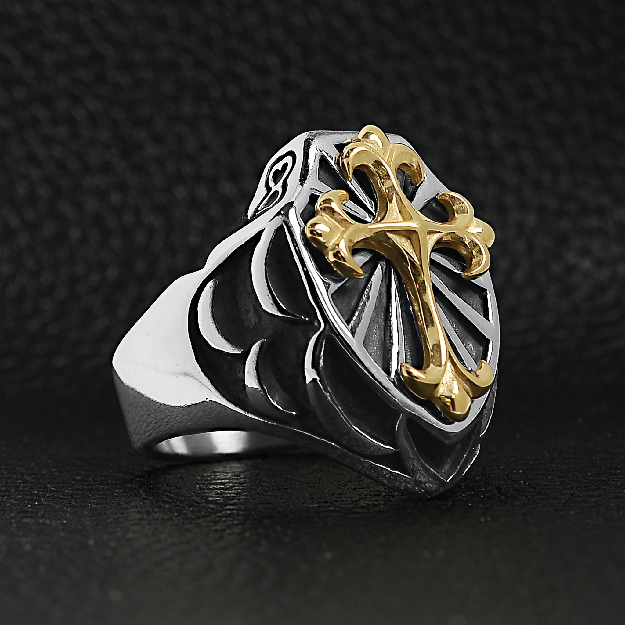 Stainless Steel 18K Gold PVD Coated Cross On Shield Signet Ring / SCR4091、mySite、dreamappss