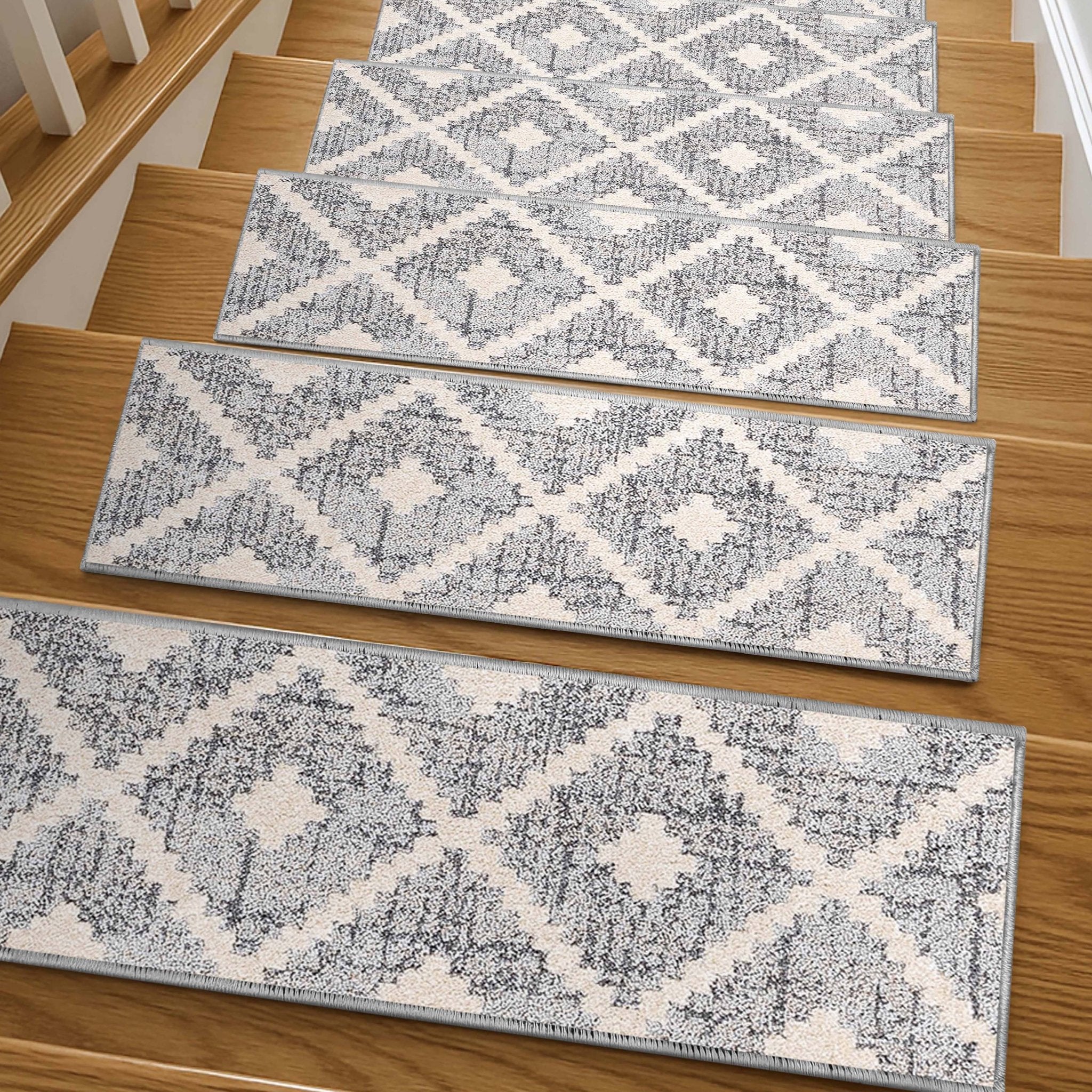 Ailey Grey Stair Tread Rugs、mySite、gigharbornorthrealestate