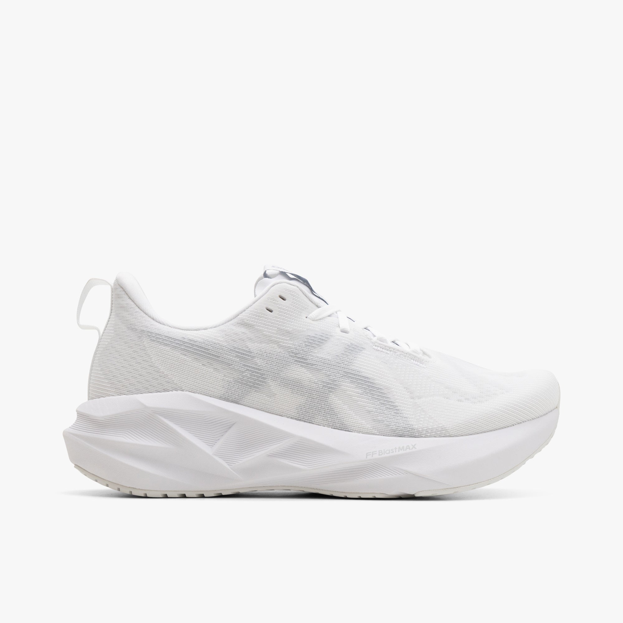  ASICS Novablast 5 White / Piedmont Grey、mySite、merchandisen