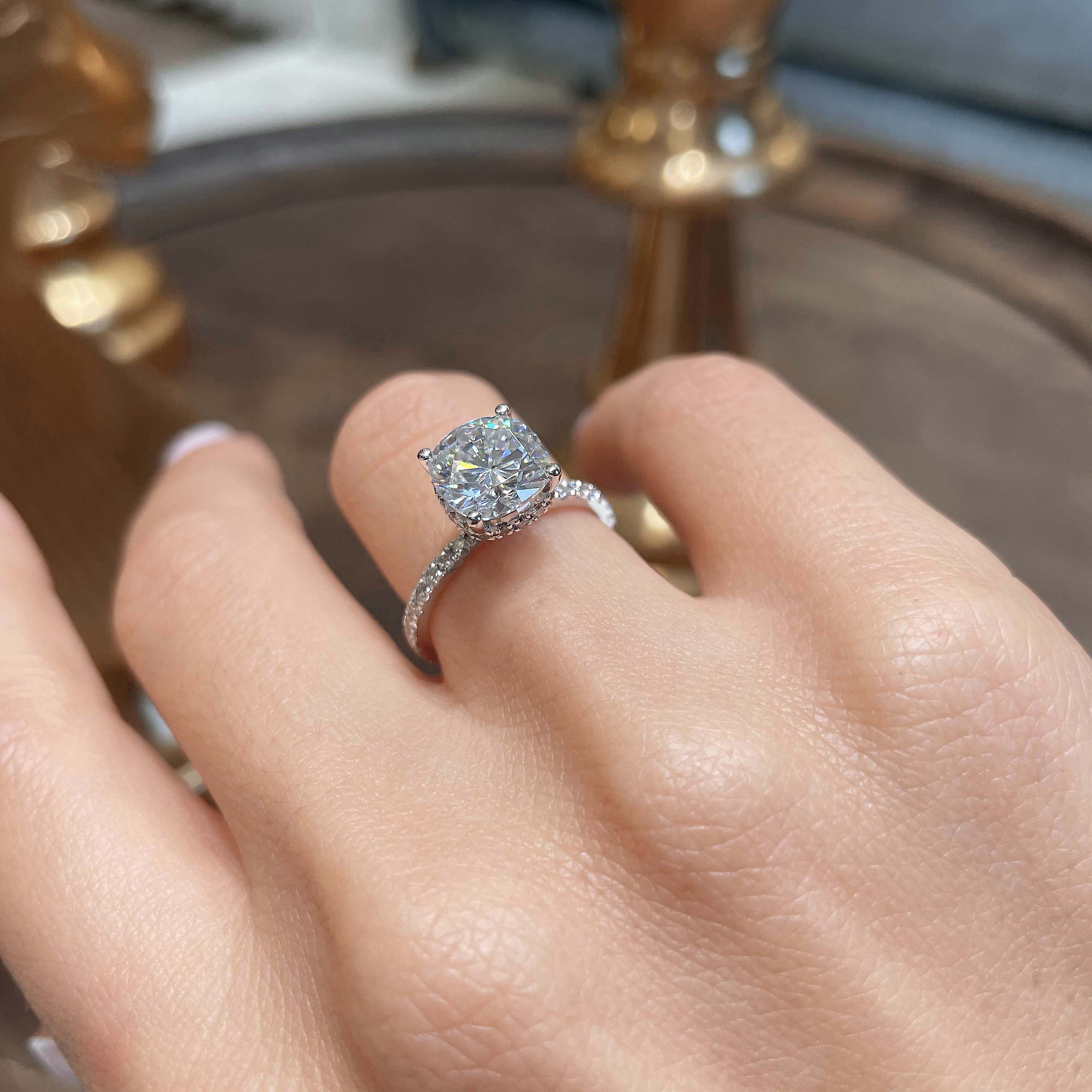 Madeline Moissanite & Diamond Ring -14K White Gold、mySite、hinf8tx79