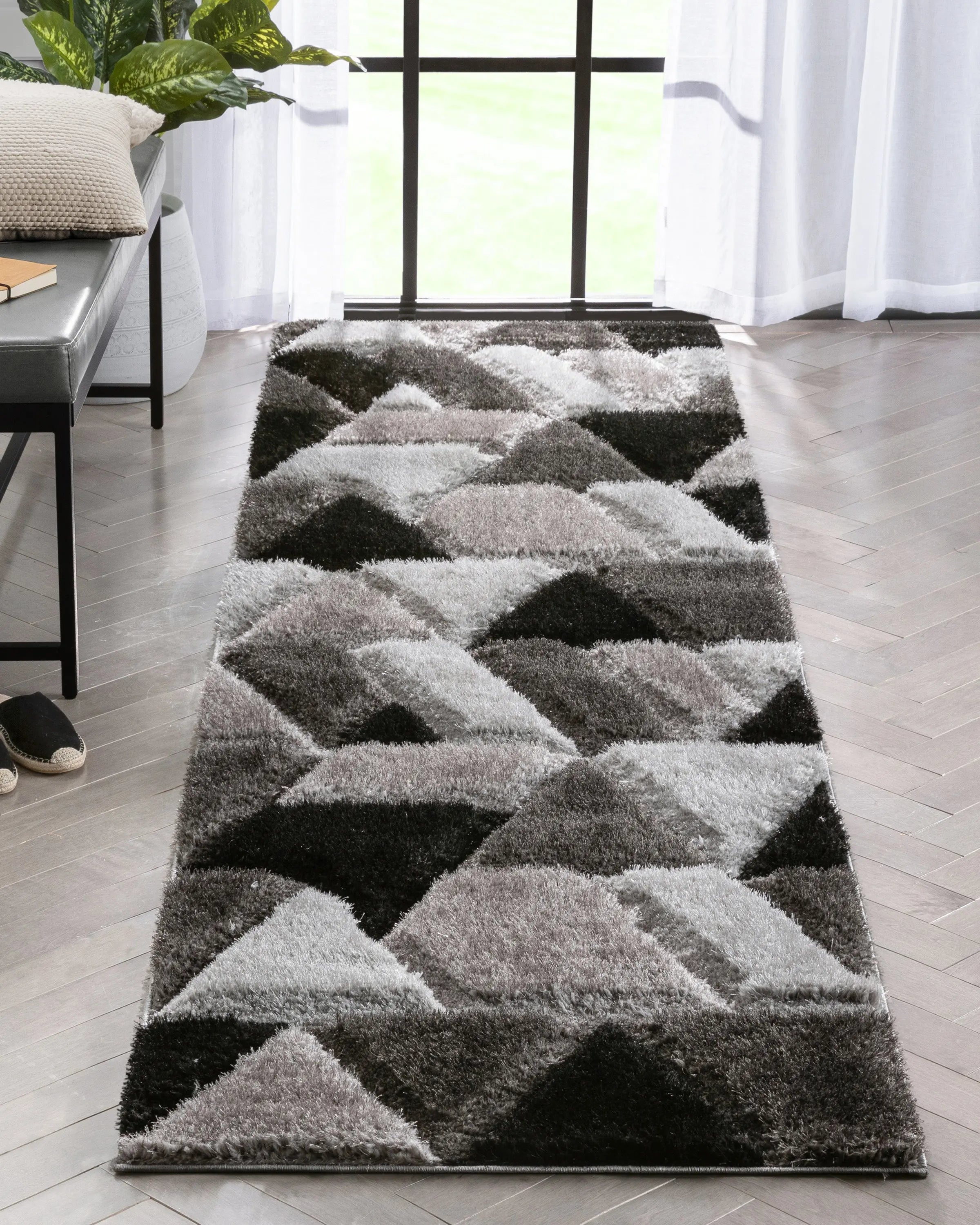 Holland Modern Geometric Black 3D Textured Thick & Soft Shag Rug、mySite、gigharbornorthrealestate