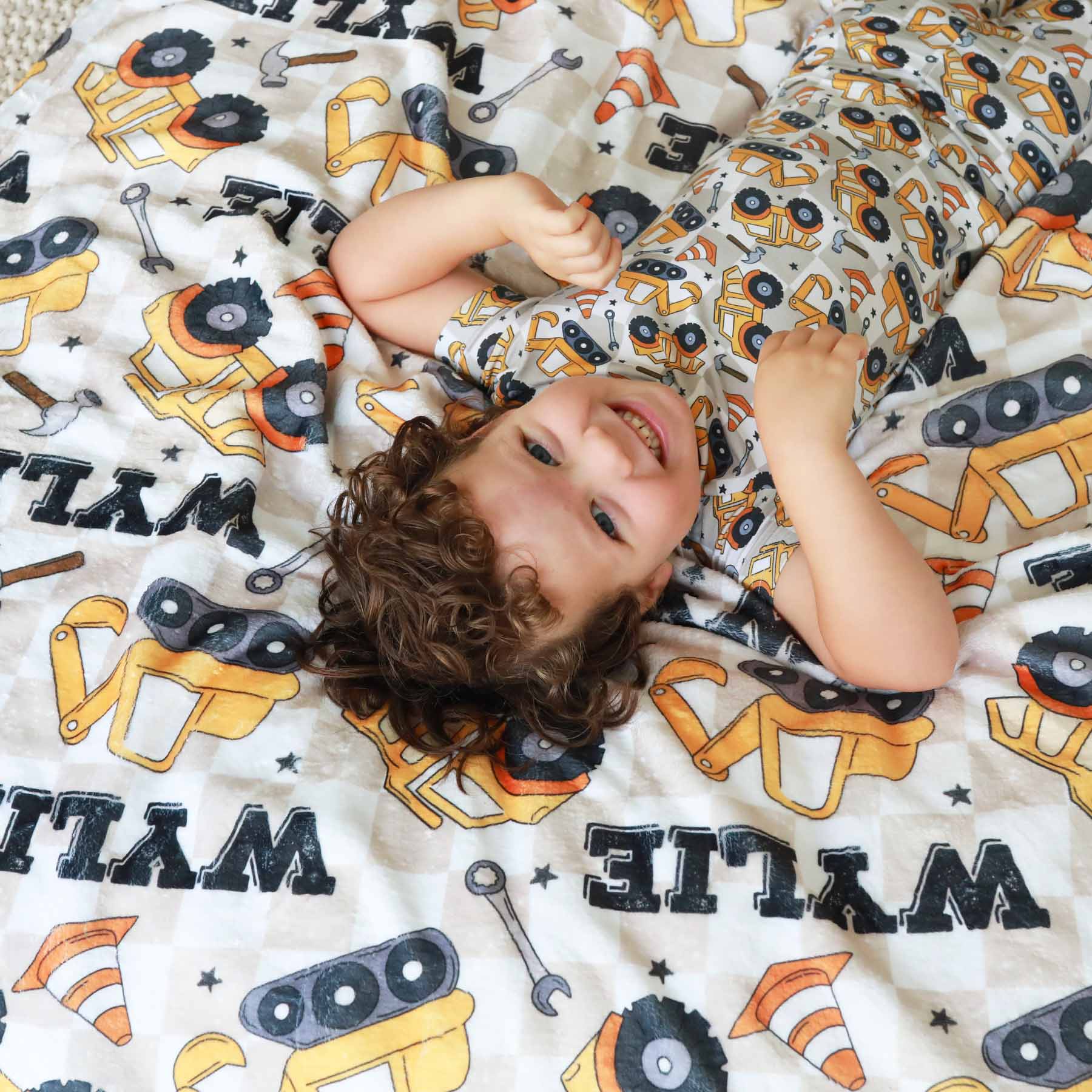  Under Construction Personalized Kids Blanket、mySite、layawaytickets