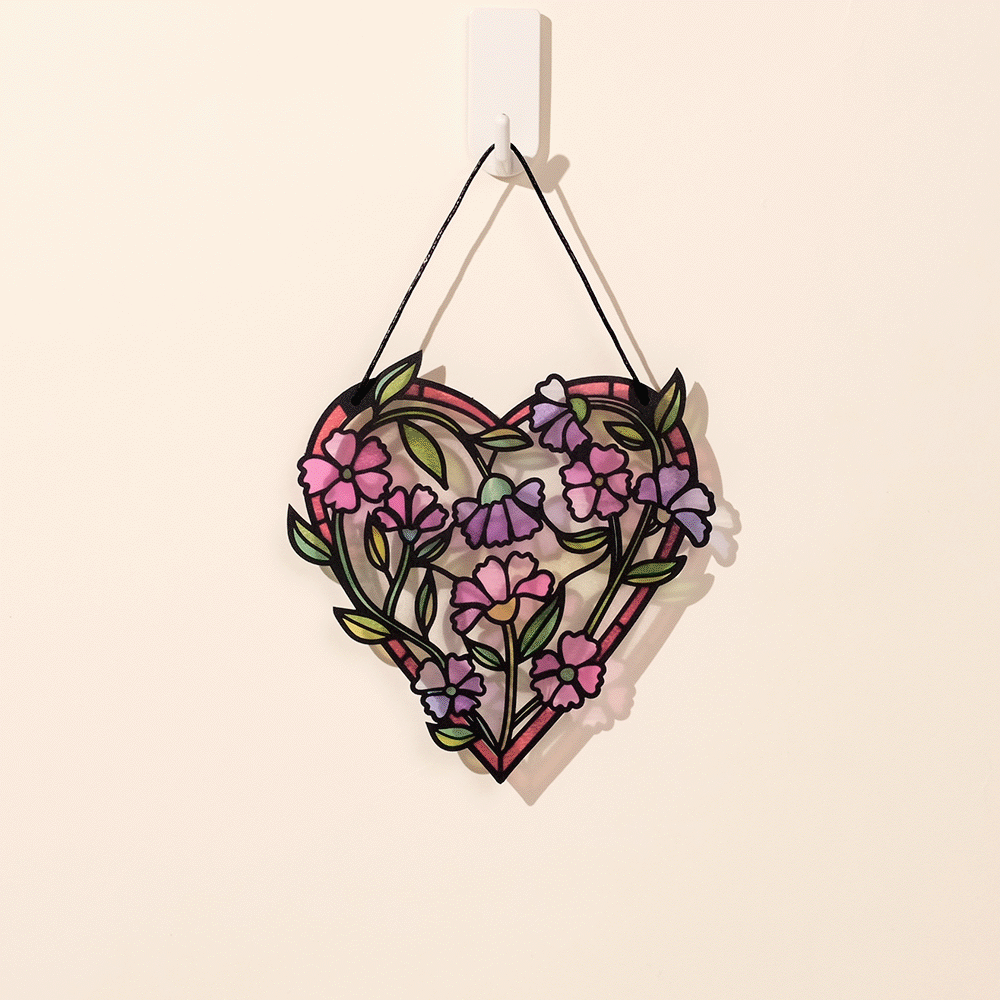 Love Grows Heart Suncatcher Card、mySite、solidvoid