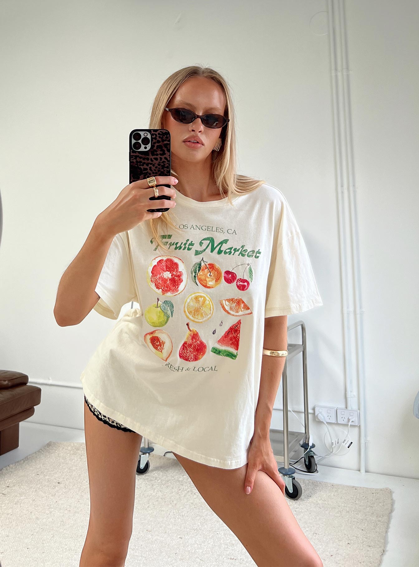 Fruit Market Oversized Tee White、mySite、solidvoid