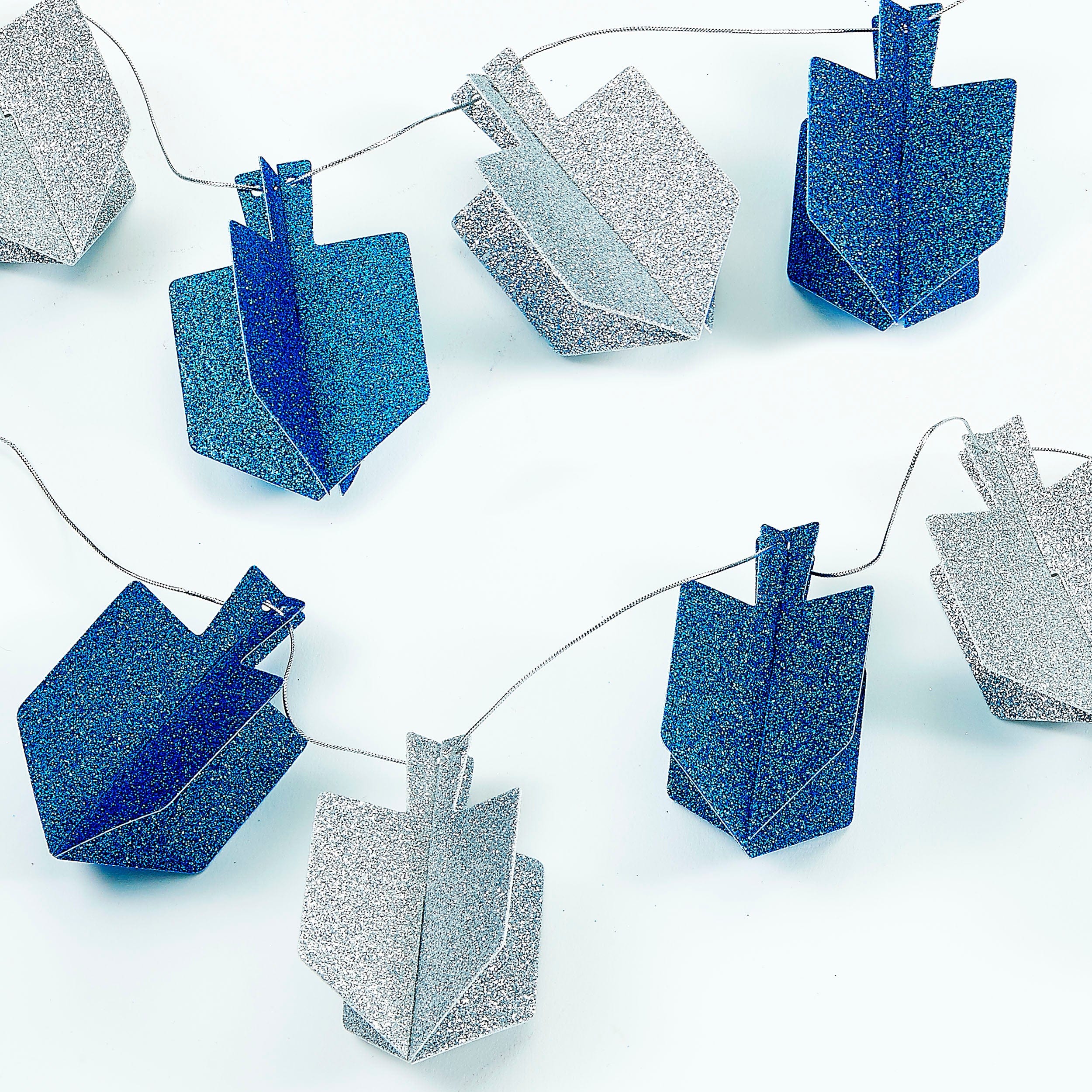 Hanukkah Dreidel Glitter Garland - 9 Feet、mySite、topwebapps