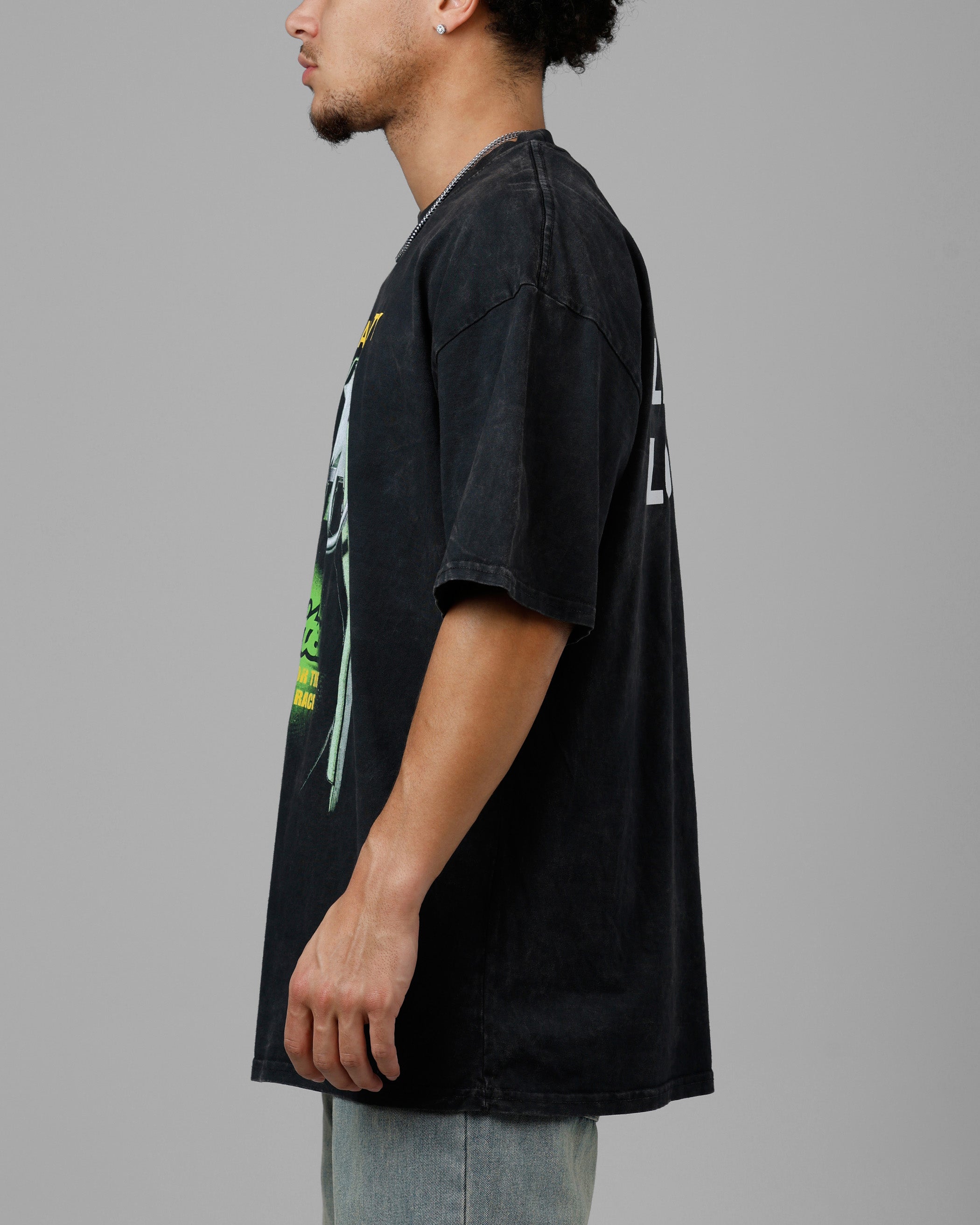 {product_title} - {shop_name}