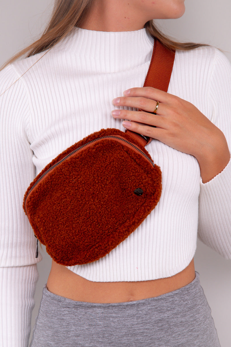Fuzzy Belt Bag -Brown - FINAL SALE、mySite、hinf8tx79