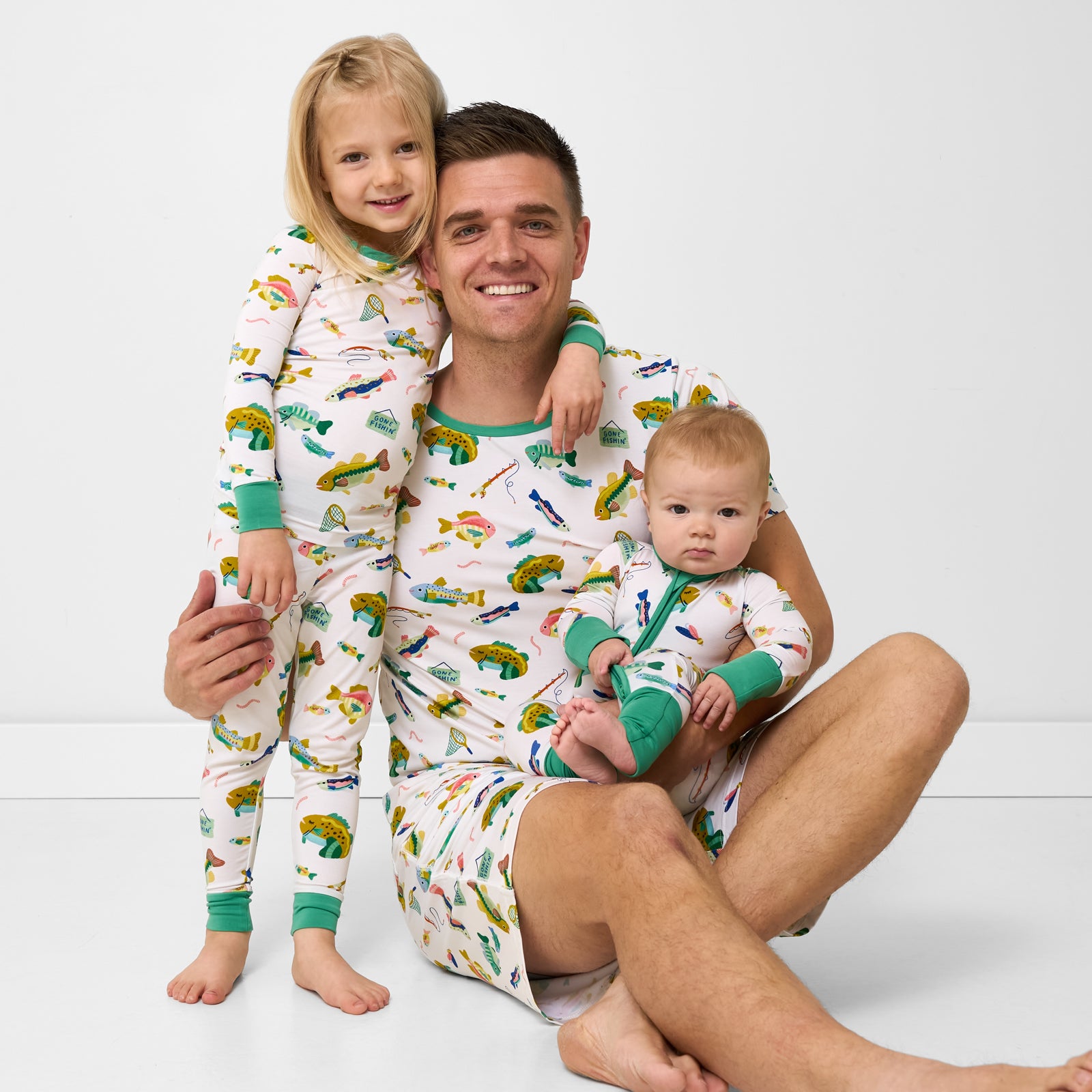 Gone Fishin' Men's Short Sleeve Pajama Top、mySite、g9winljtr