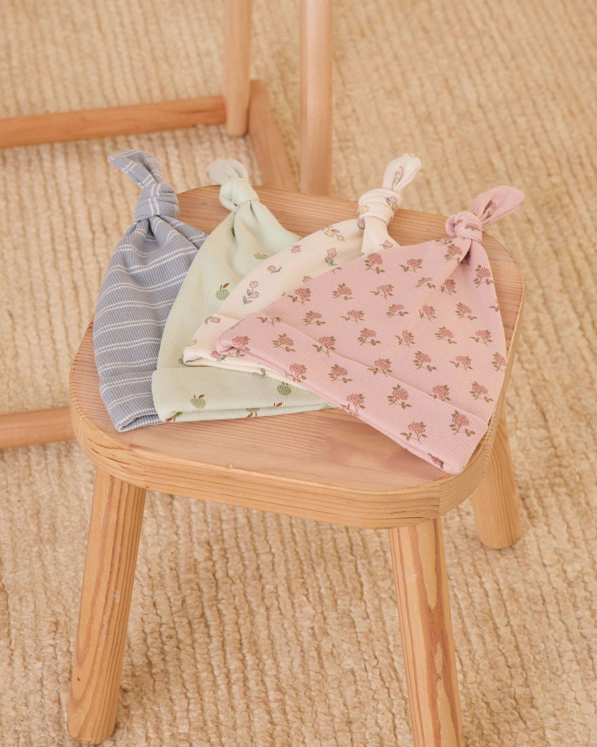  Knotted Baby Gown + Hat Set || Blue Pinstripe、mySite、layawaytickets