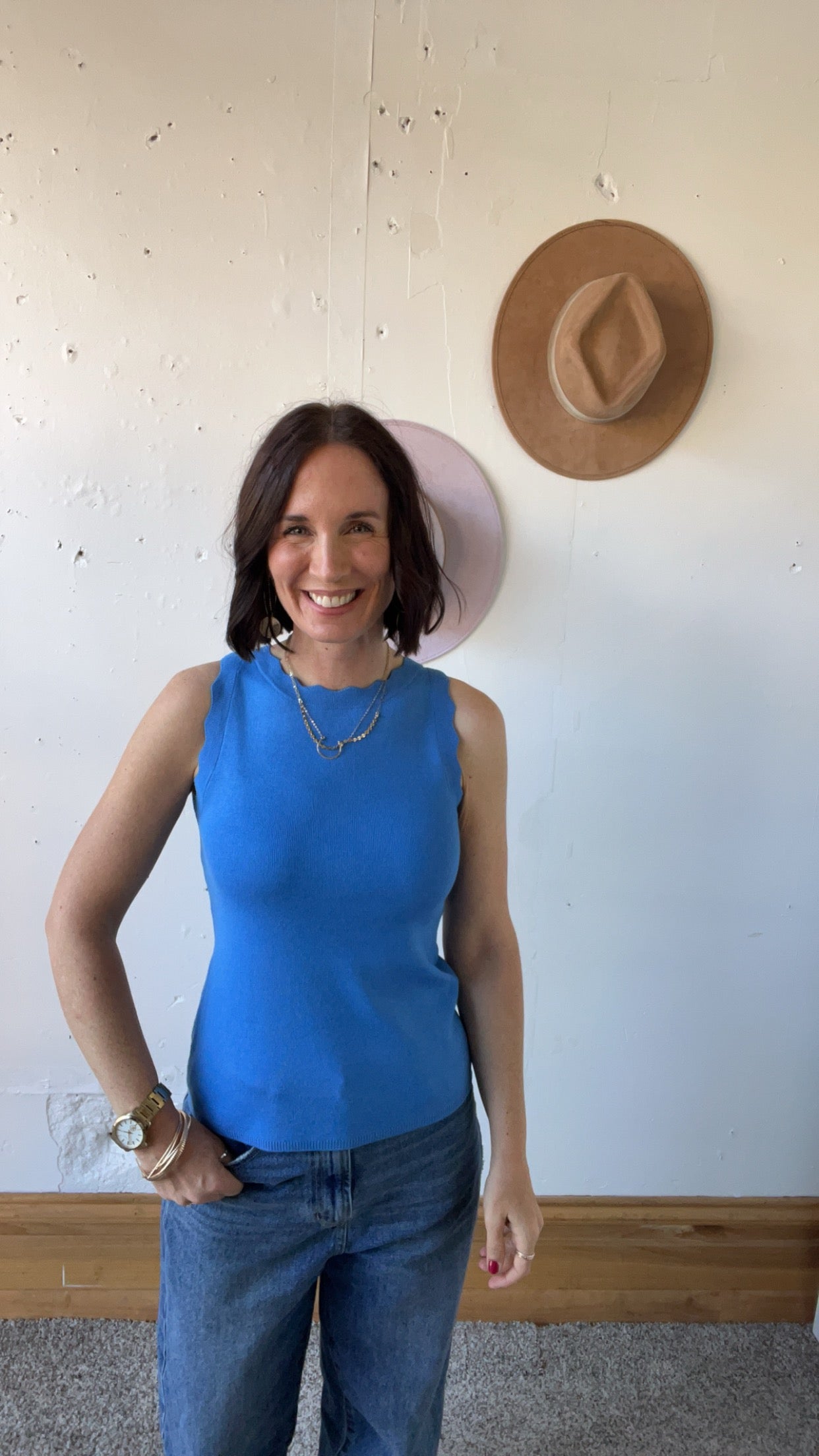 Monica's Scalloped Tank、mySite、garagedoors4me