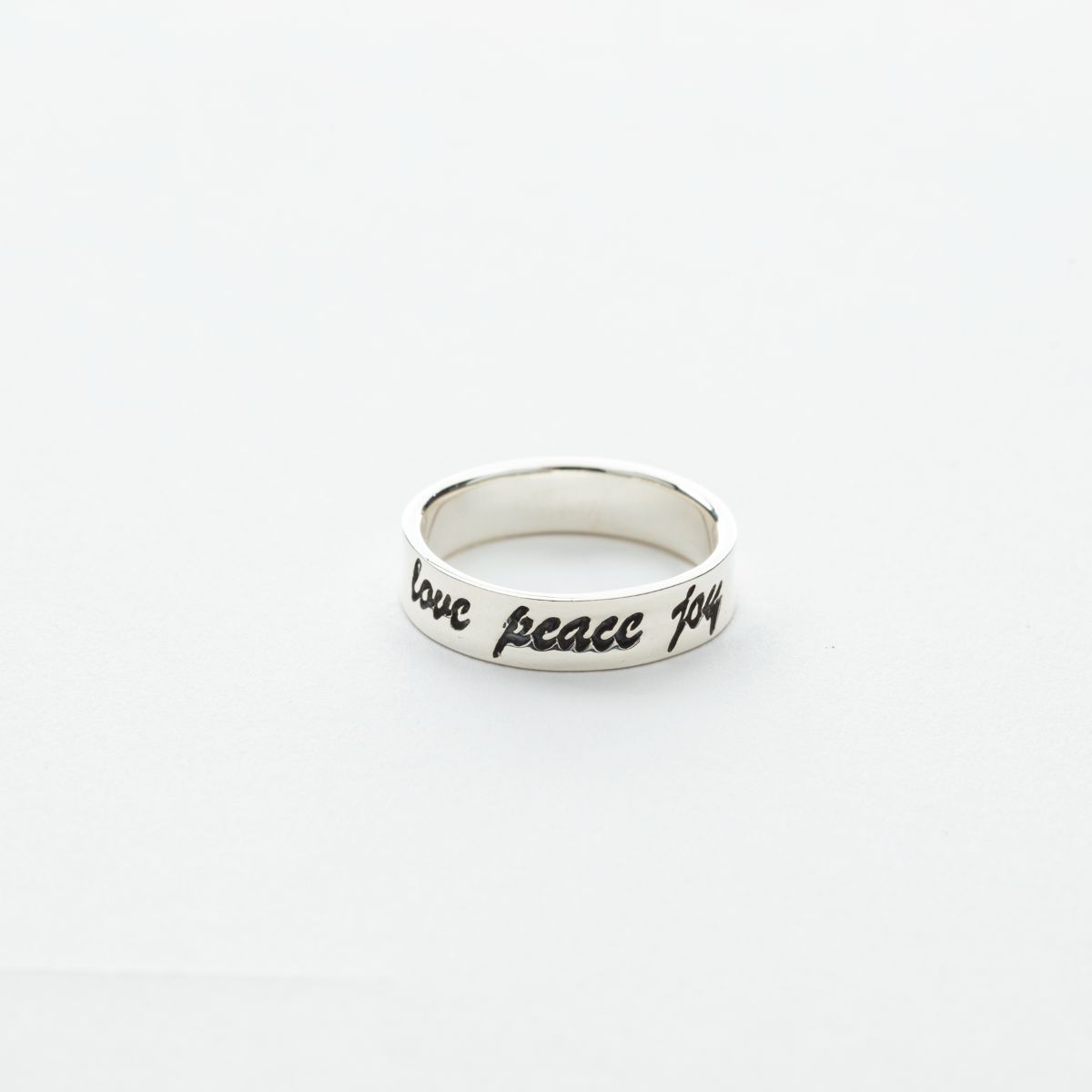 Love, Peace, Joy Script Wide Band Ring in Silver、mySite、topwebapps