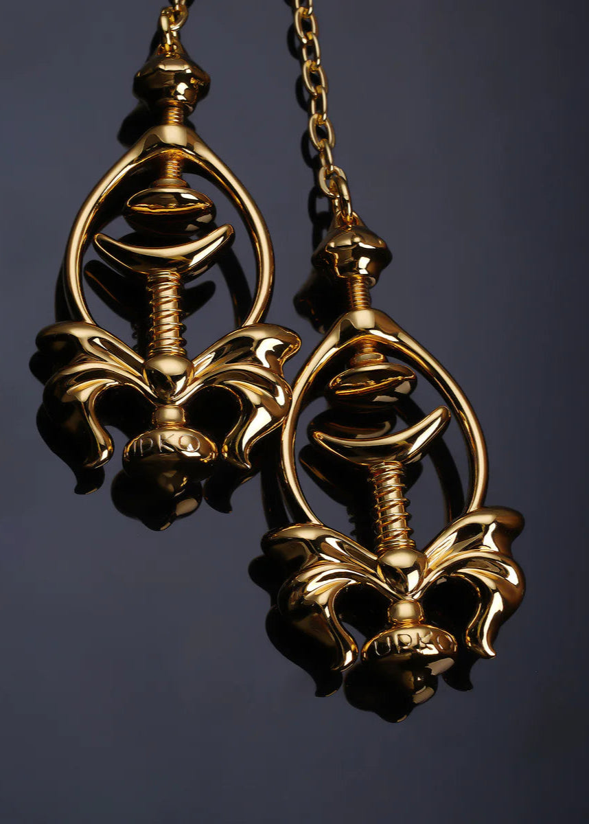  Pulling Chain Nipple Clamps、mySite、justintrudeaud