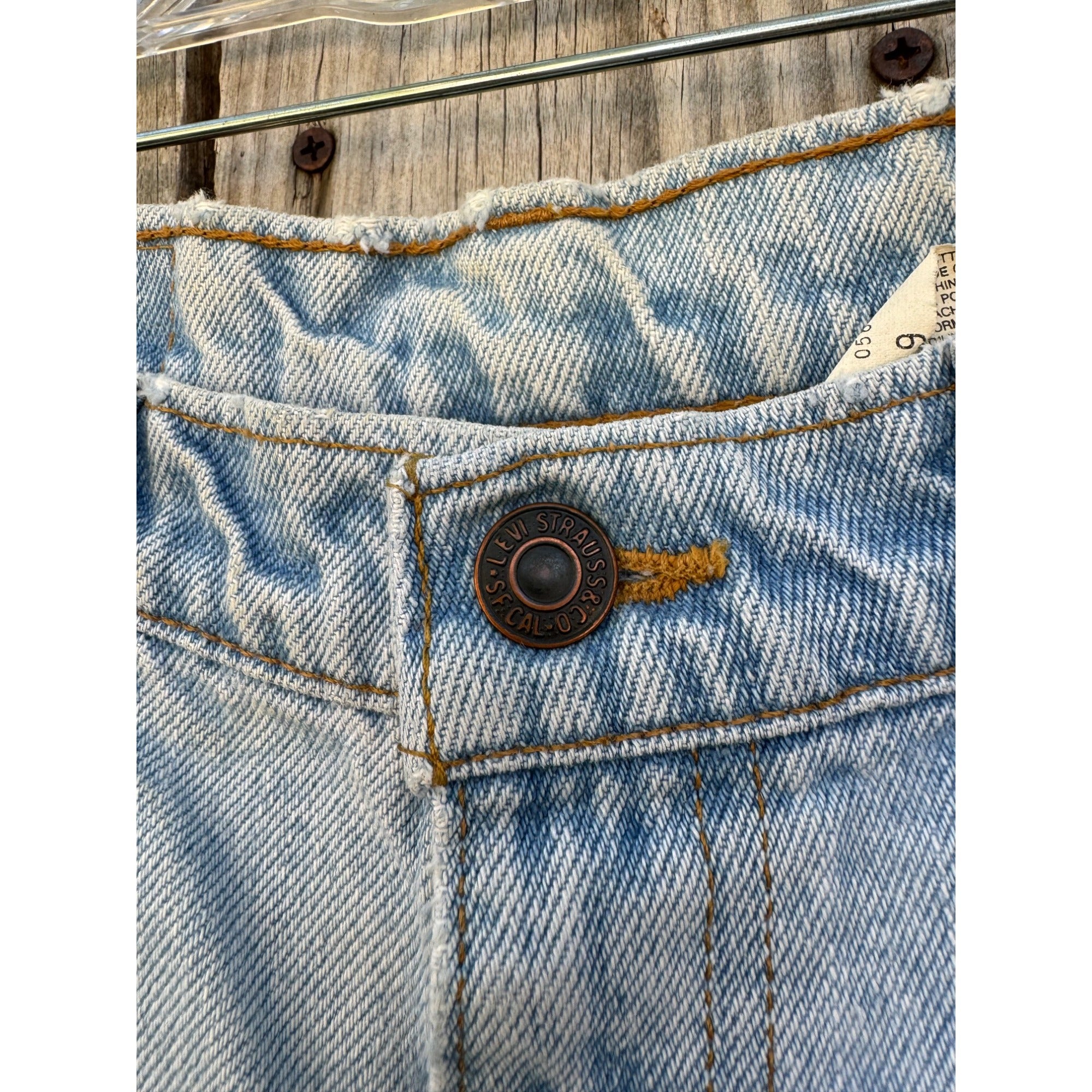 90's Levi's 538 Hiphugger Light Wash Cut Off Raw Hem Denim Shorts 29、mySite、garagedoors4me