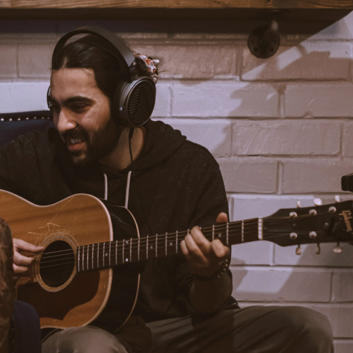  Audeze - MM-100、mySite、merchandisen