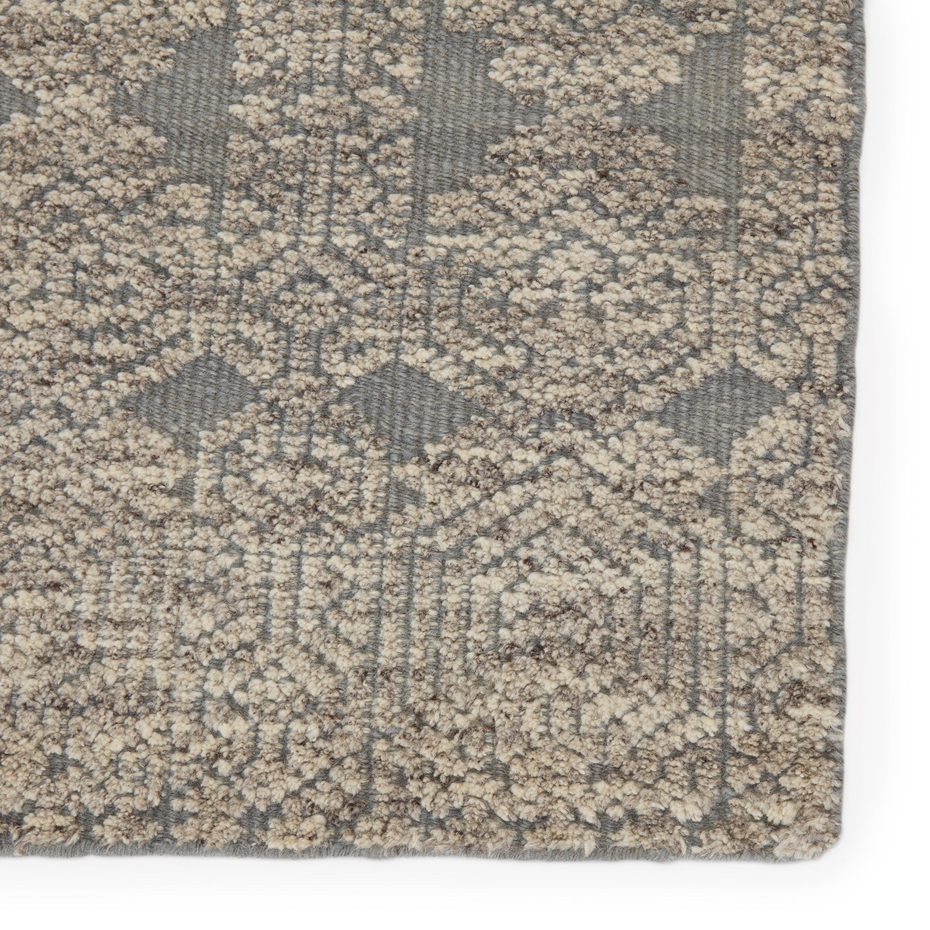 Abelle Hand-Knotted Medallion Gray White Area Rug、mySite、gigharbornorthrealestate