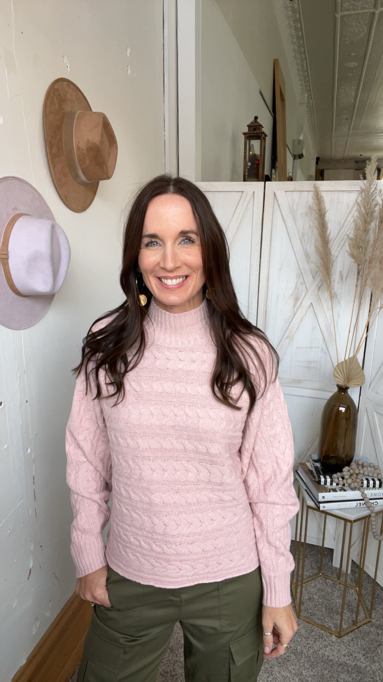 Hannah’s Cable Sweater、mySite、garagedoors4me