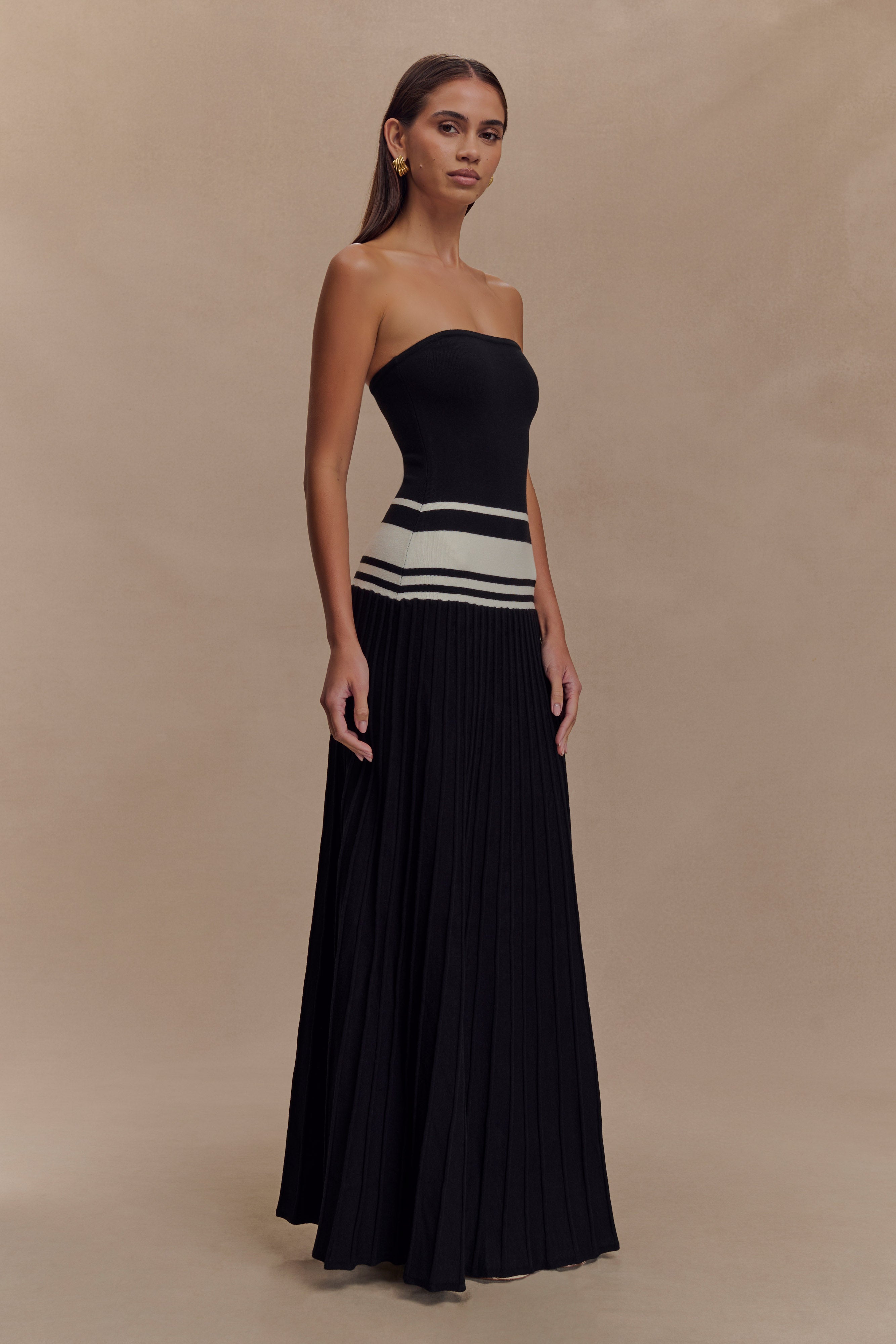 Solaris Strapless Contrast Knit Maxi Dress - Black/White、mySite、solidvoid