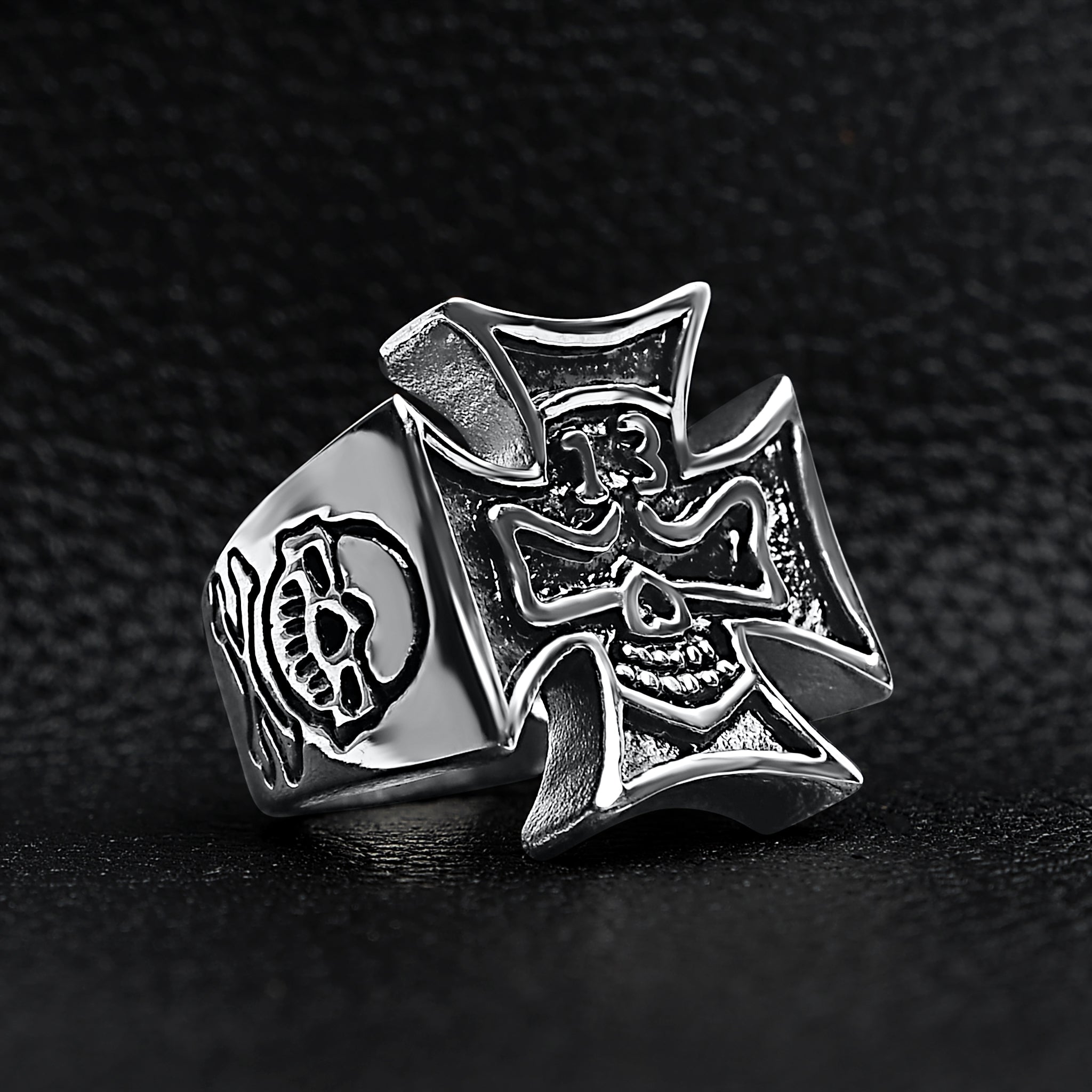 Large 13 Skull In Maltese Cross Stainless Steel Ring / SCR4009、mySite、dreamappss