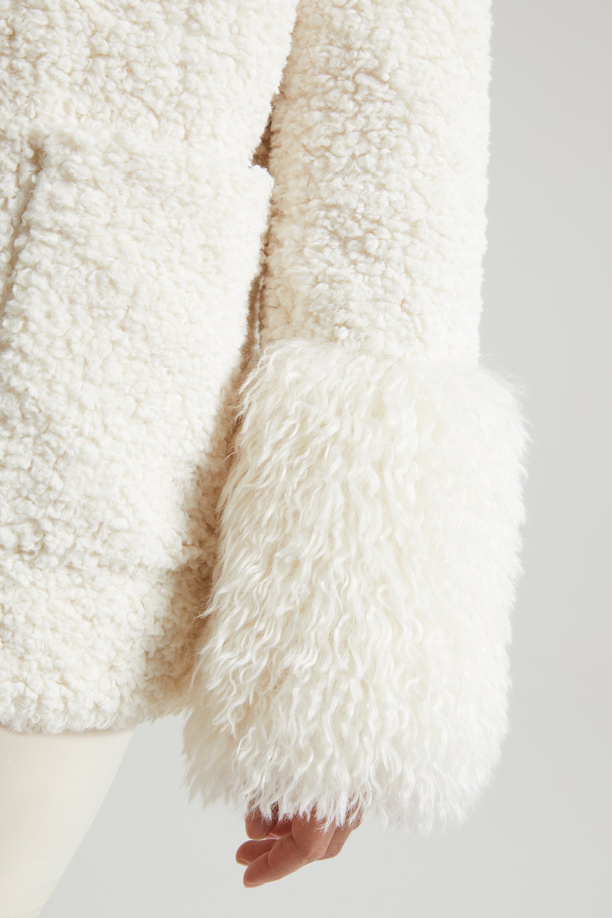 Shearling Coat with Large Front Pockets in Cream、mySite、solidvoid