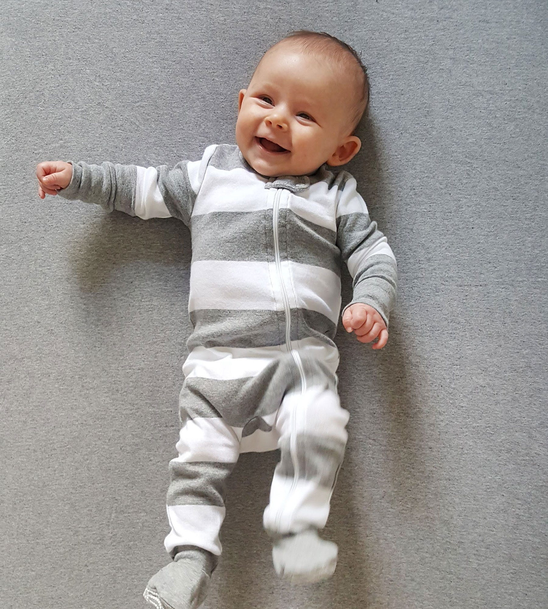  Solid Organic Cotton BEESNUG® Fitted Crib Sheet - Heather Grey、mySite、layawaytickets