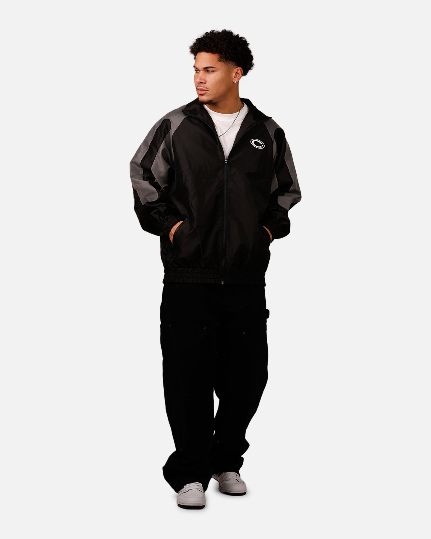 {product_title} - {shop_name}