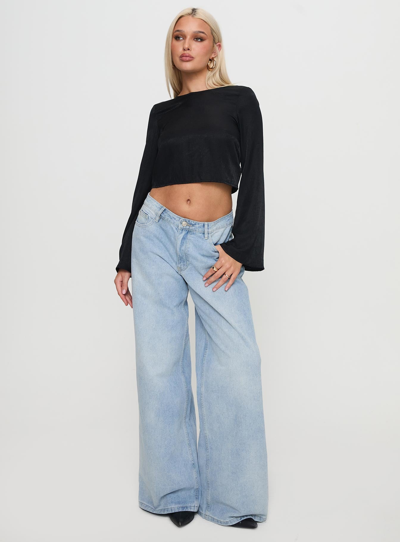 Rhydian Long Sleeve Tie Top Black、mySite、solidvoid