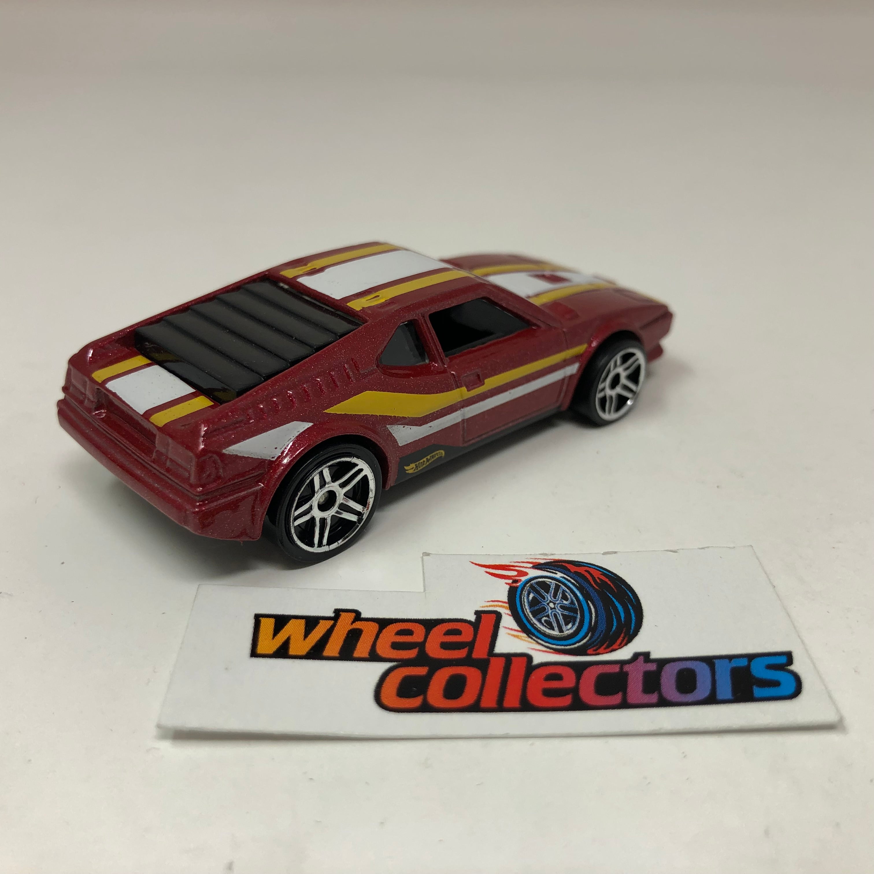 BMW M1 * Burgandy * Hot Wheels Loose 1:64 Scale、mySite、hgirdovlk