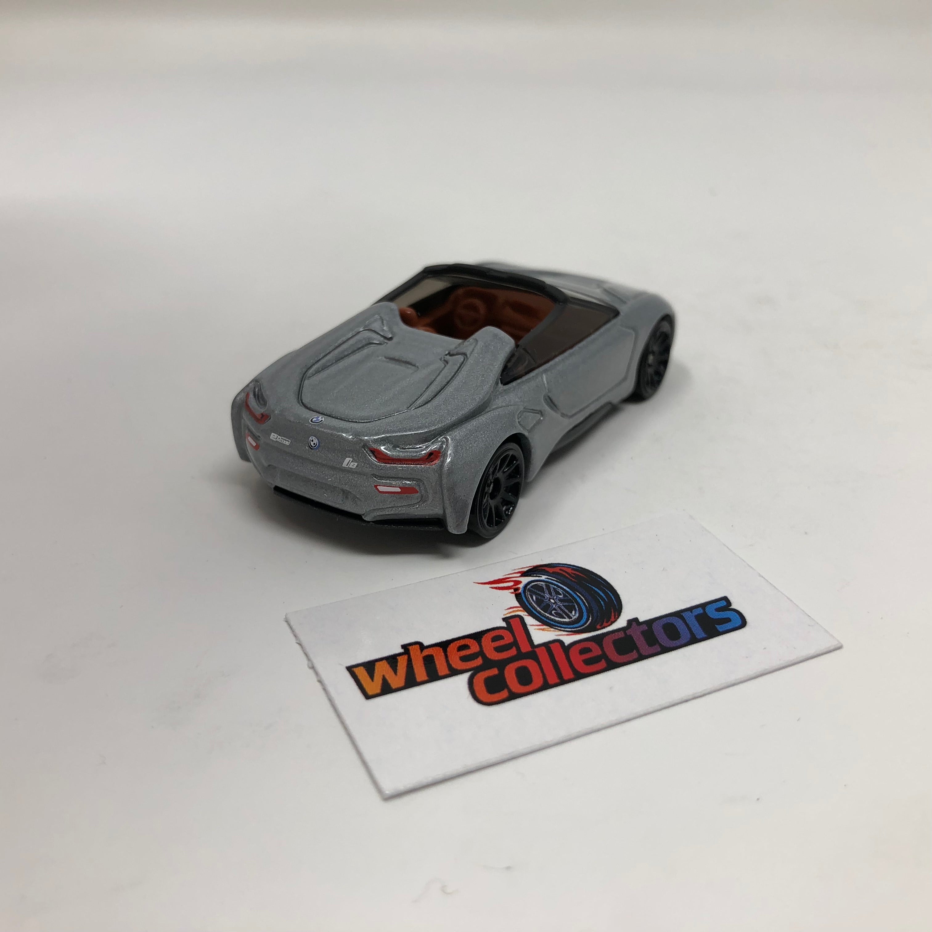 BMW i8 Roadster * Hot Wheels 1:64 scale Loose Diecast、mySite、hgirdovlk