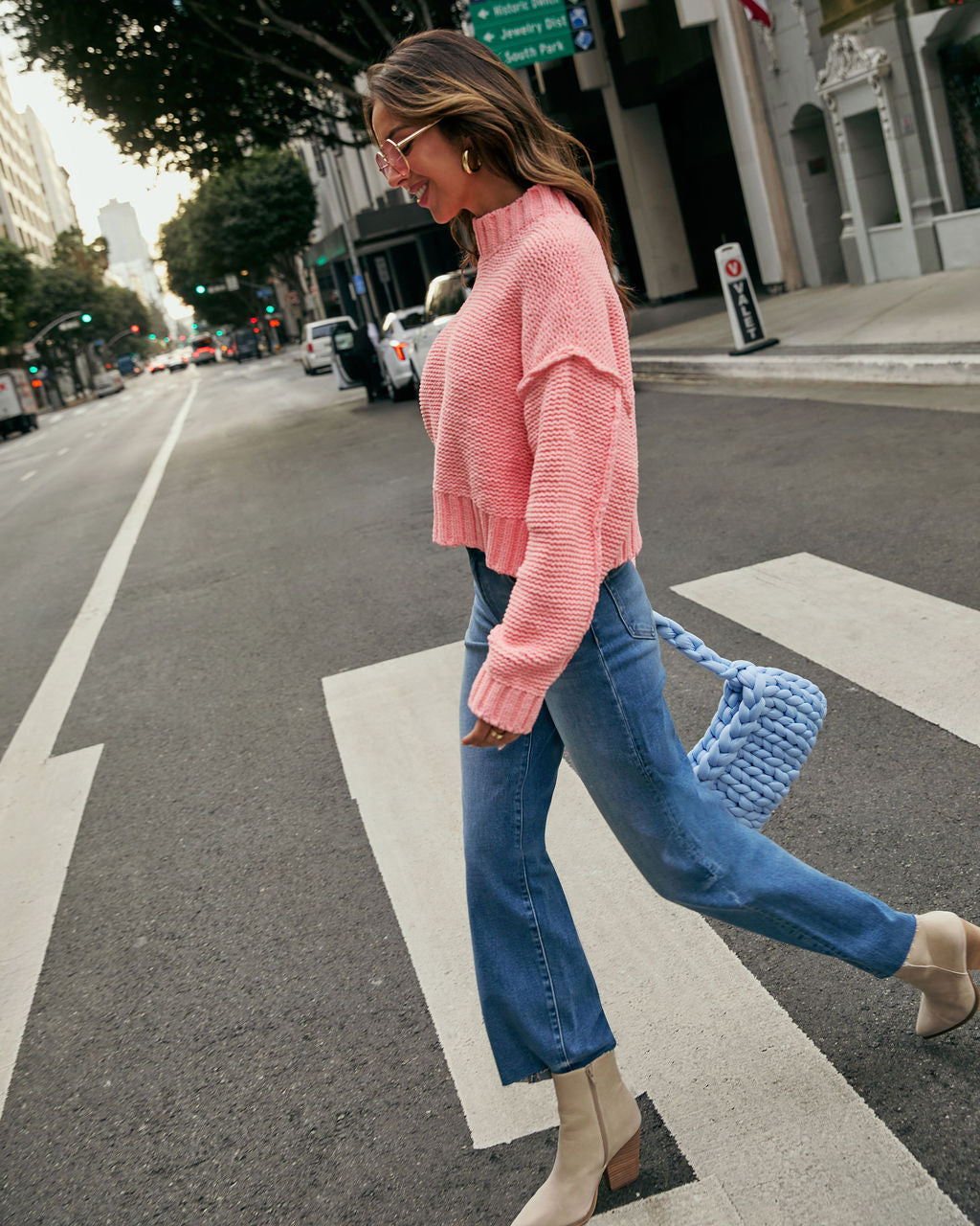 {product_title} - {shop_name}