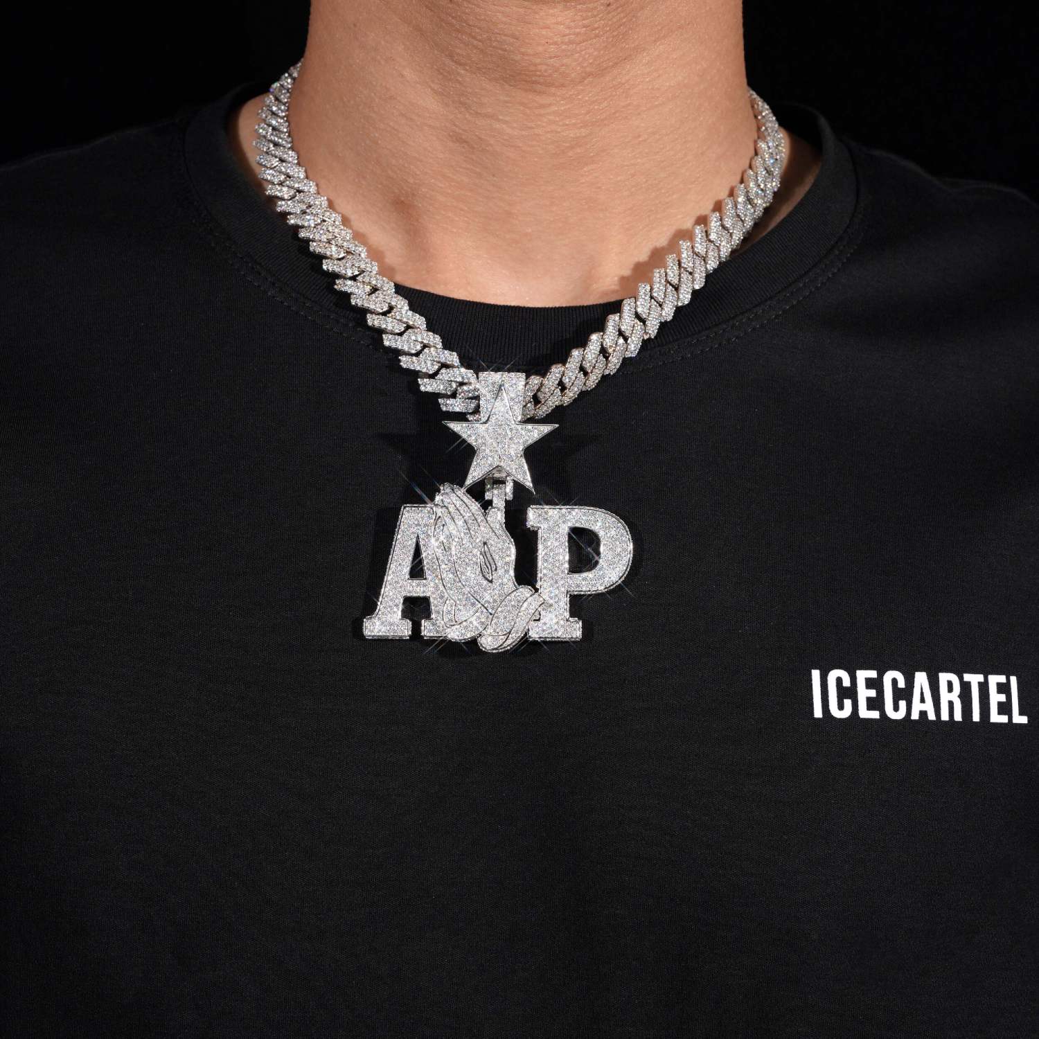 AP Praying Hands Custom Moissanite Logo Pendant 14K Gold、mySite、hinf8tx79