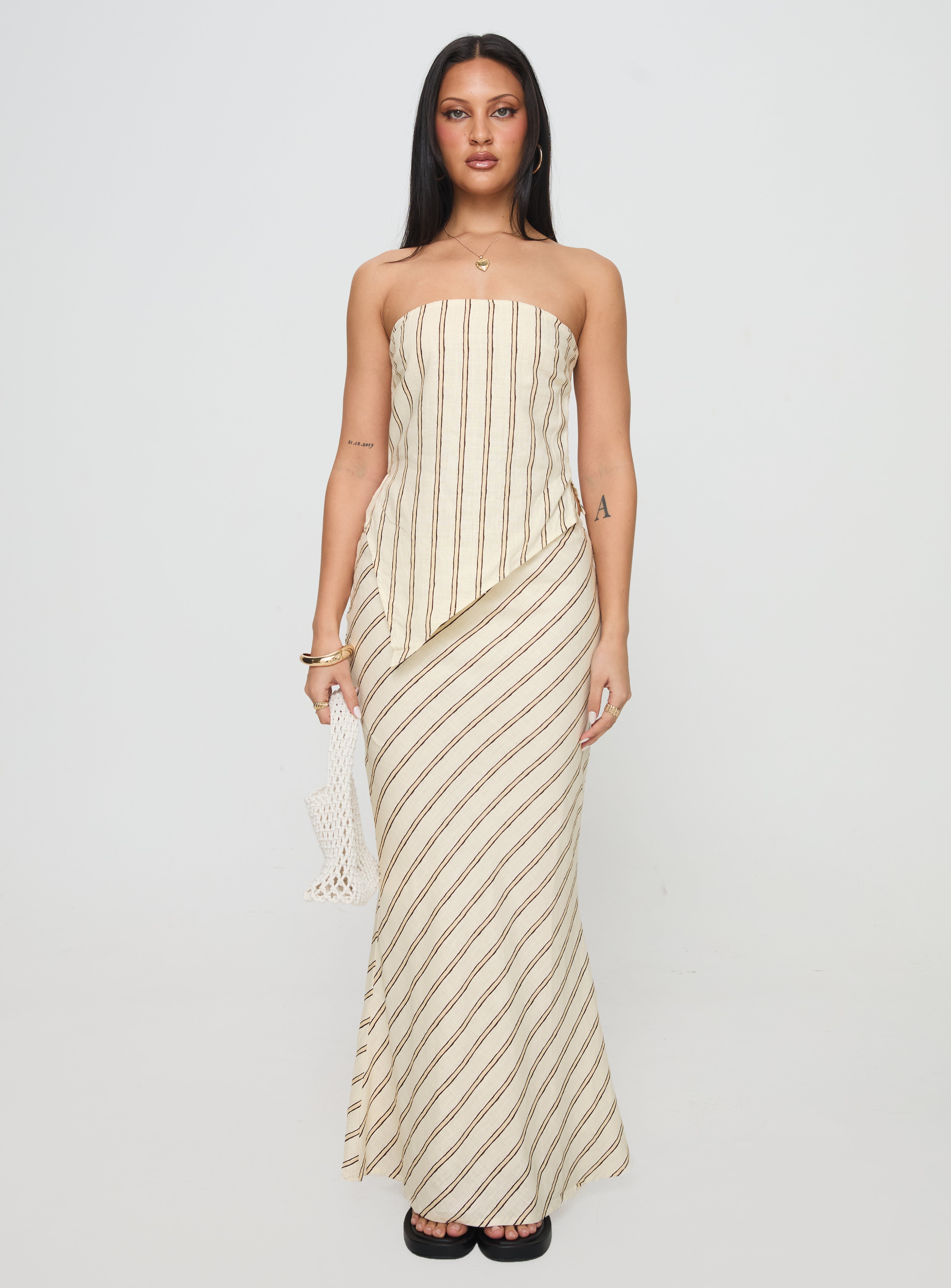 Birdie Asymmetric Linen Blend Top Cream、mySite、solidvoid