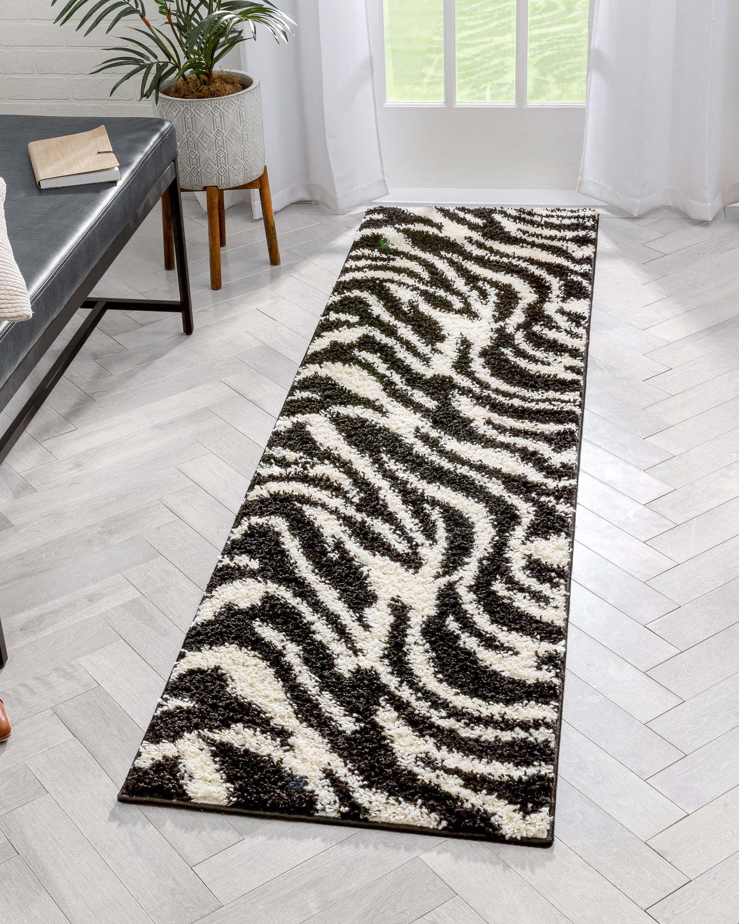 Safari Zebra Black Contemporary Shag Rug、mySite、gigharbornorthrealestate