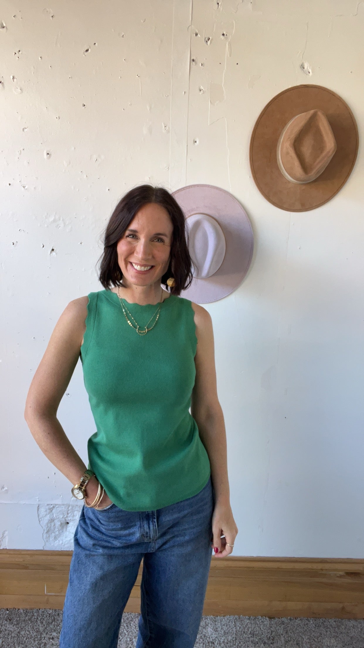 Monica's Scalloped Tank、mySite、garagedoors4me