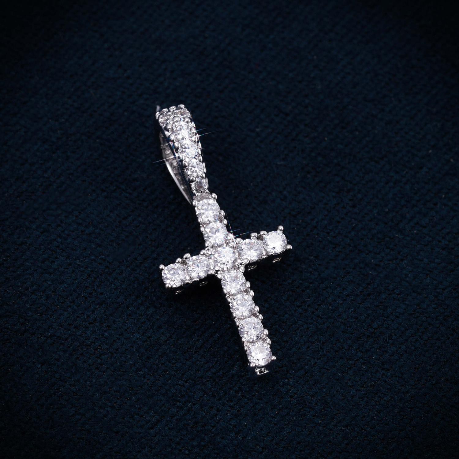 VVS Micro Cross Pendant 14K Gold、mySite、hinf8tx79