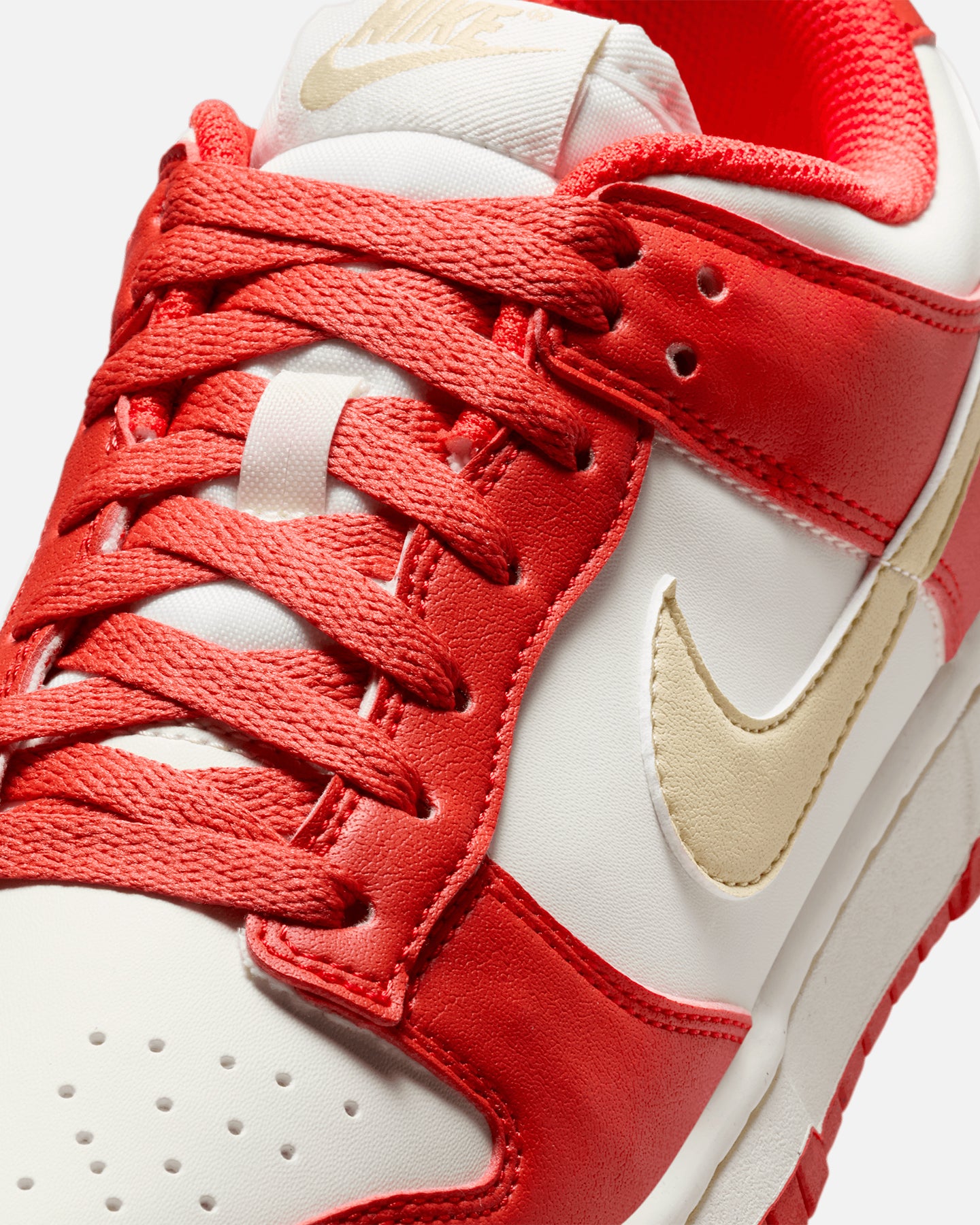 Nike Women's Dunk Low Next Nature Light Crimson Lt Crimson/Team Gold-Sail、mySite、zt4zffjzw