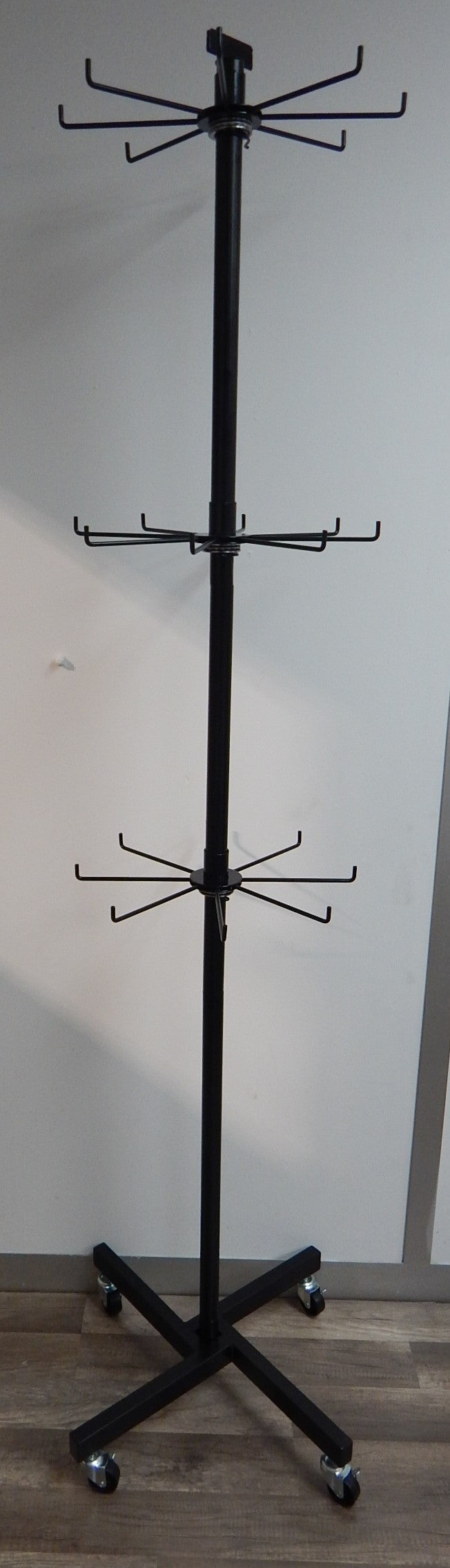 77IN 3 TIER BLACK DISPLAY RACK FOR SWADDLE BABIES、mySite、g9winljtr