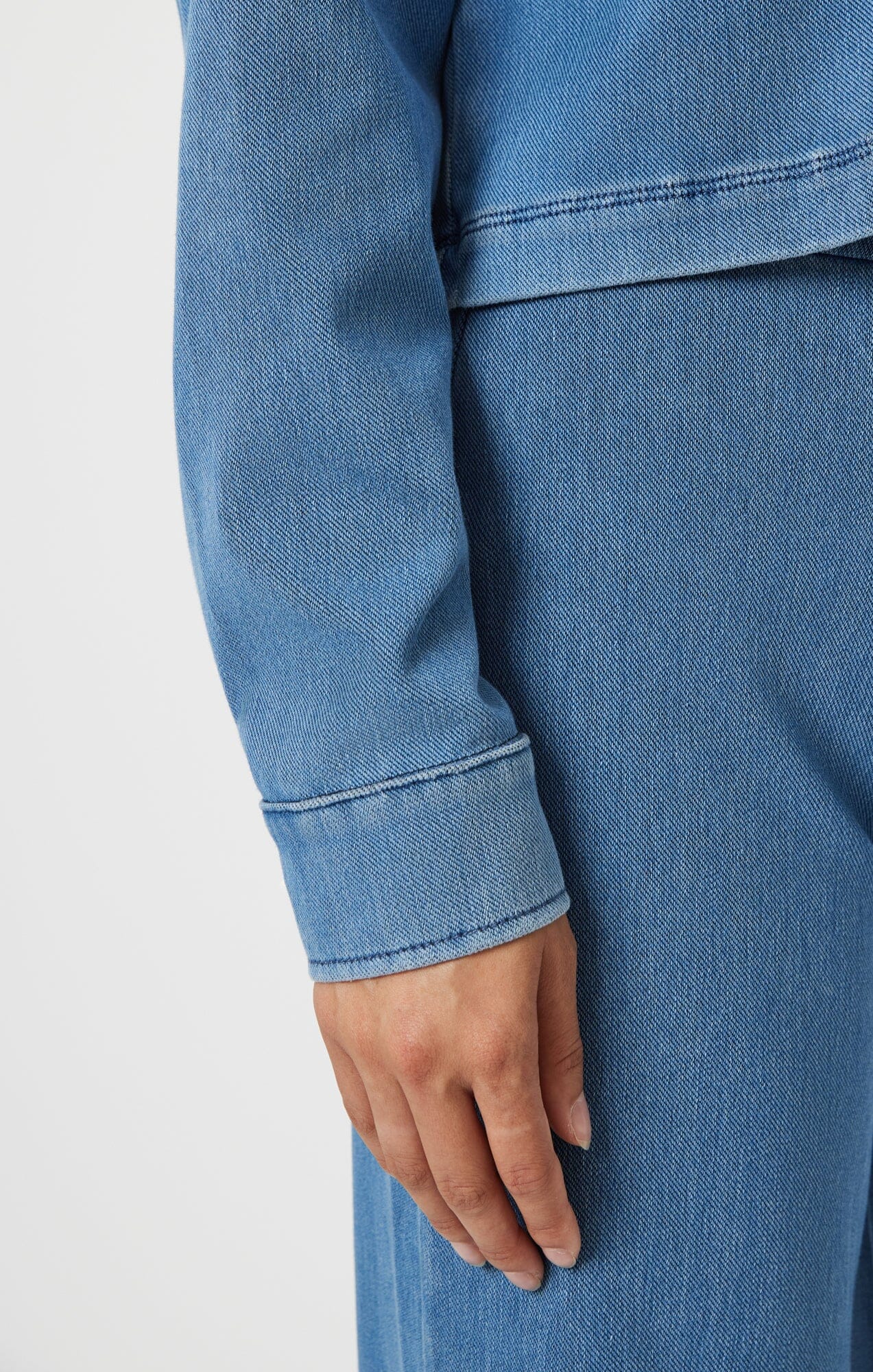 {product_title} - {shop_name}