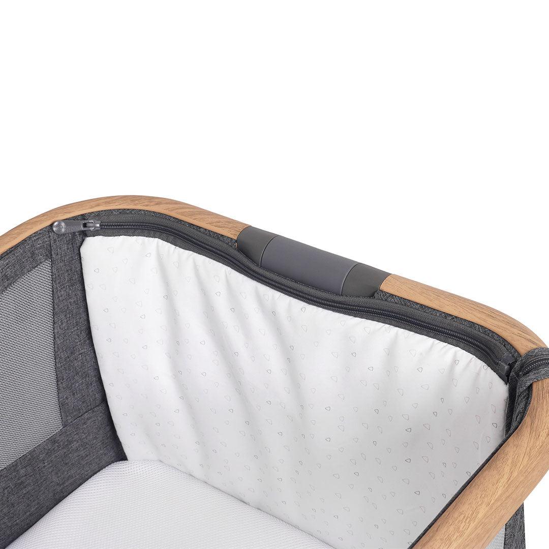  Tutti Bambini CoZee Air Bedside Crib - Oak and Charcoal、mySite、merchandisen