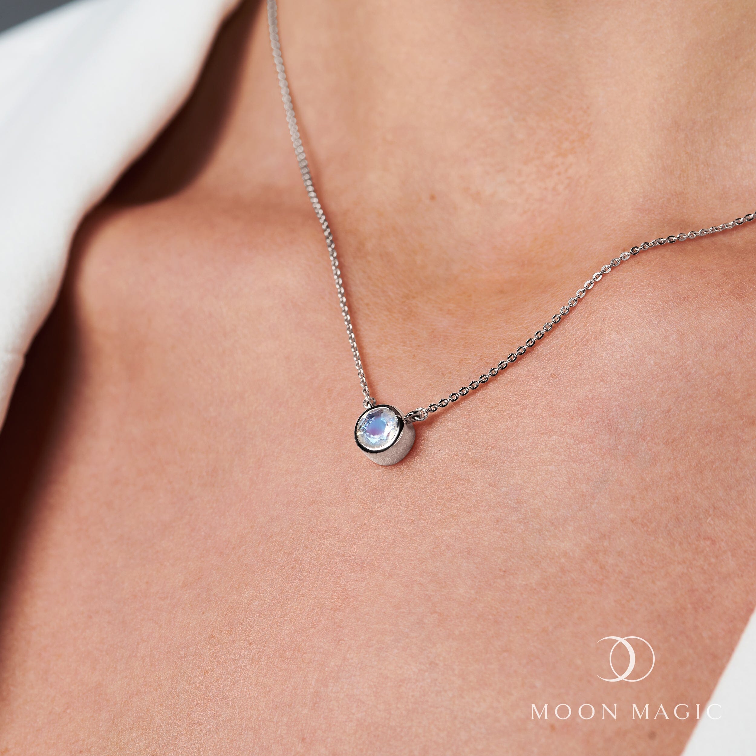 Moonstone Necklace - Solitaire、mySite、hinf8tx79