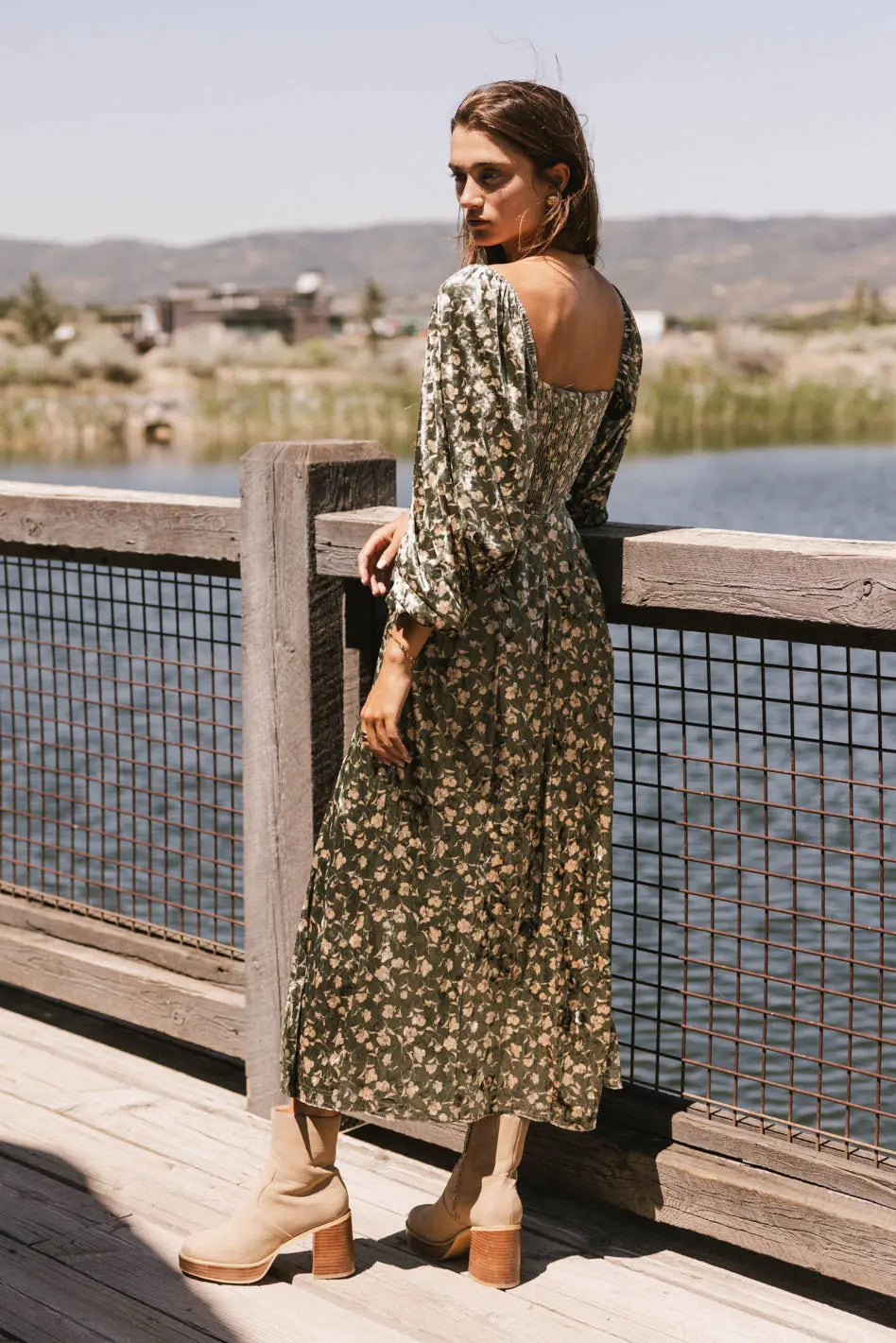 {product_title} - {shop_name}