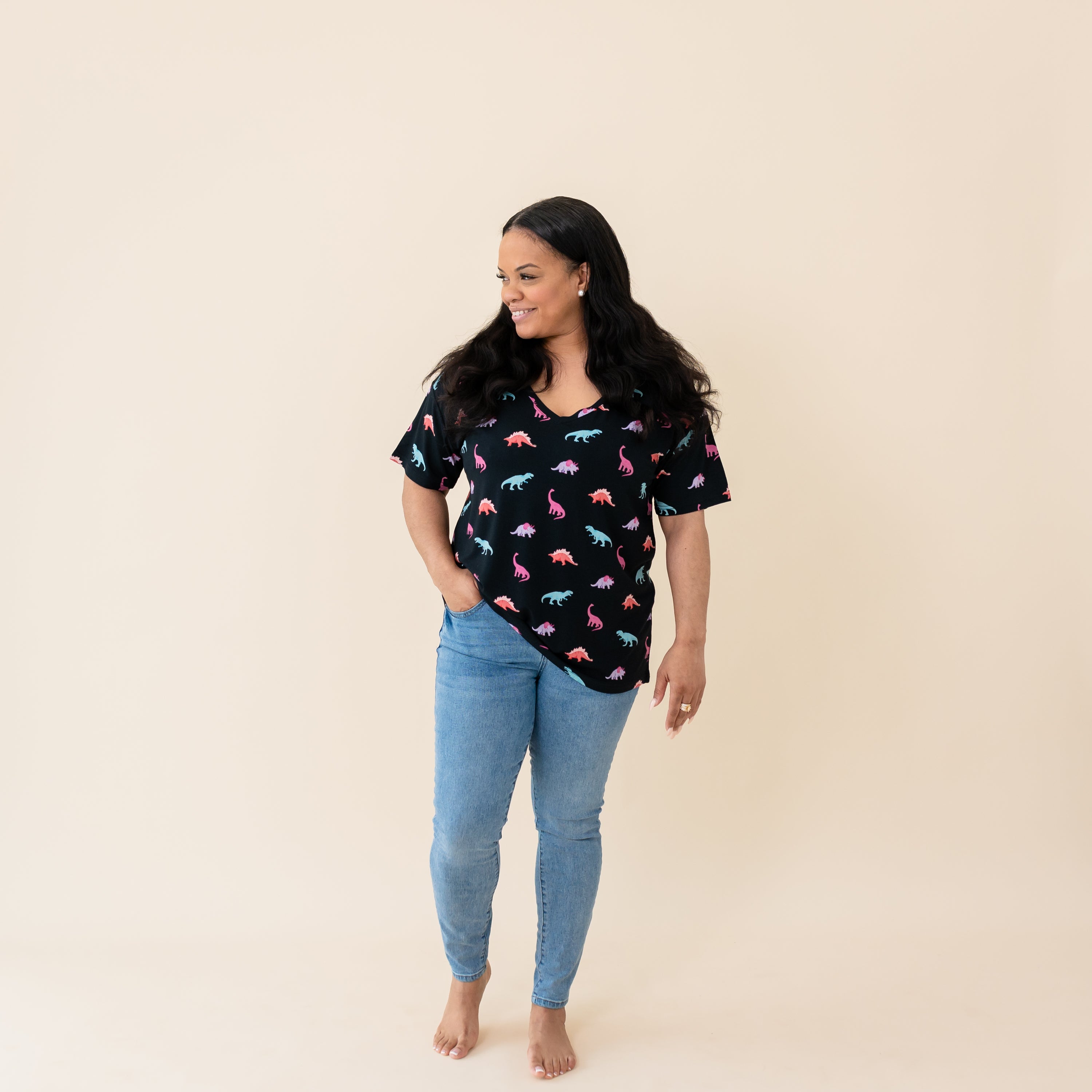  Women’s Relaxed Fit V-Neck in Midnight Roar、mySite、layawaytickets