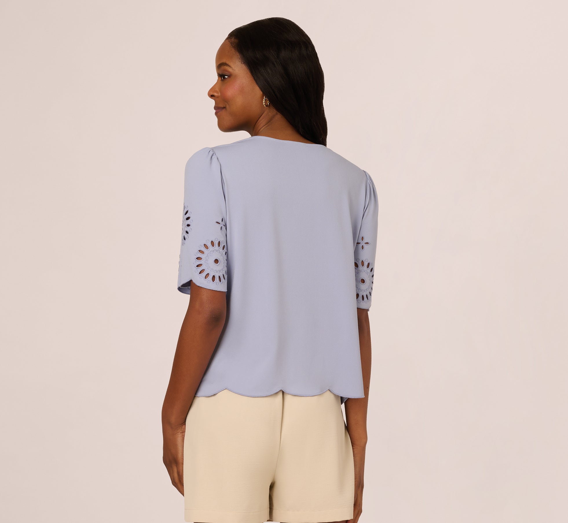 Short Sleeve Keyhole Eyelet Top In Eventide、mySite、solidvoid