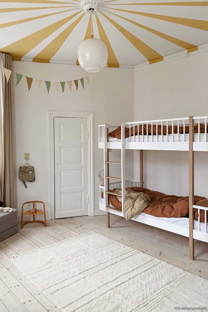 WOOL AREA RUG ARI WHITE、mySite、gigharbornorthrealestate